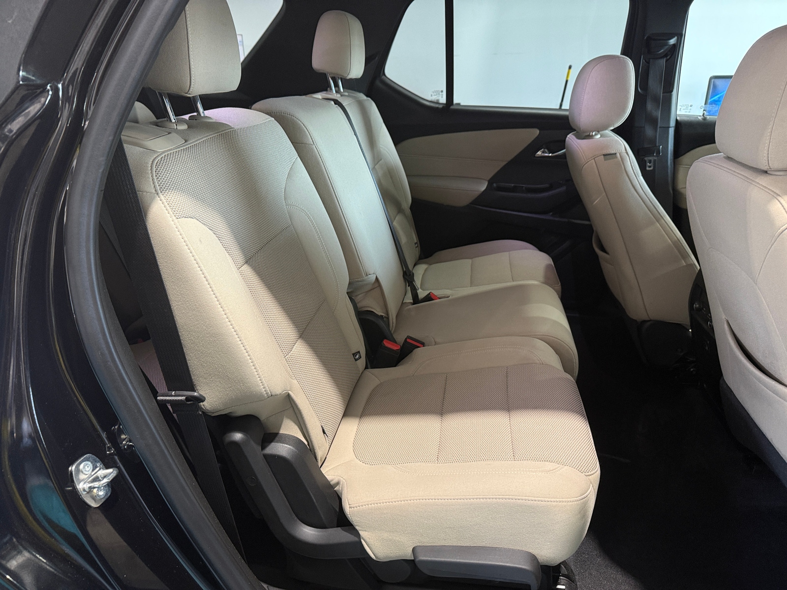 Thumbnail: 2023 Chevrolet Traverse - 6