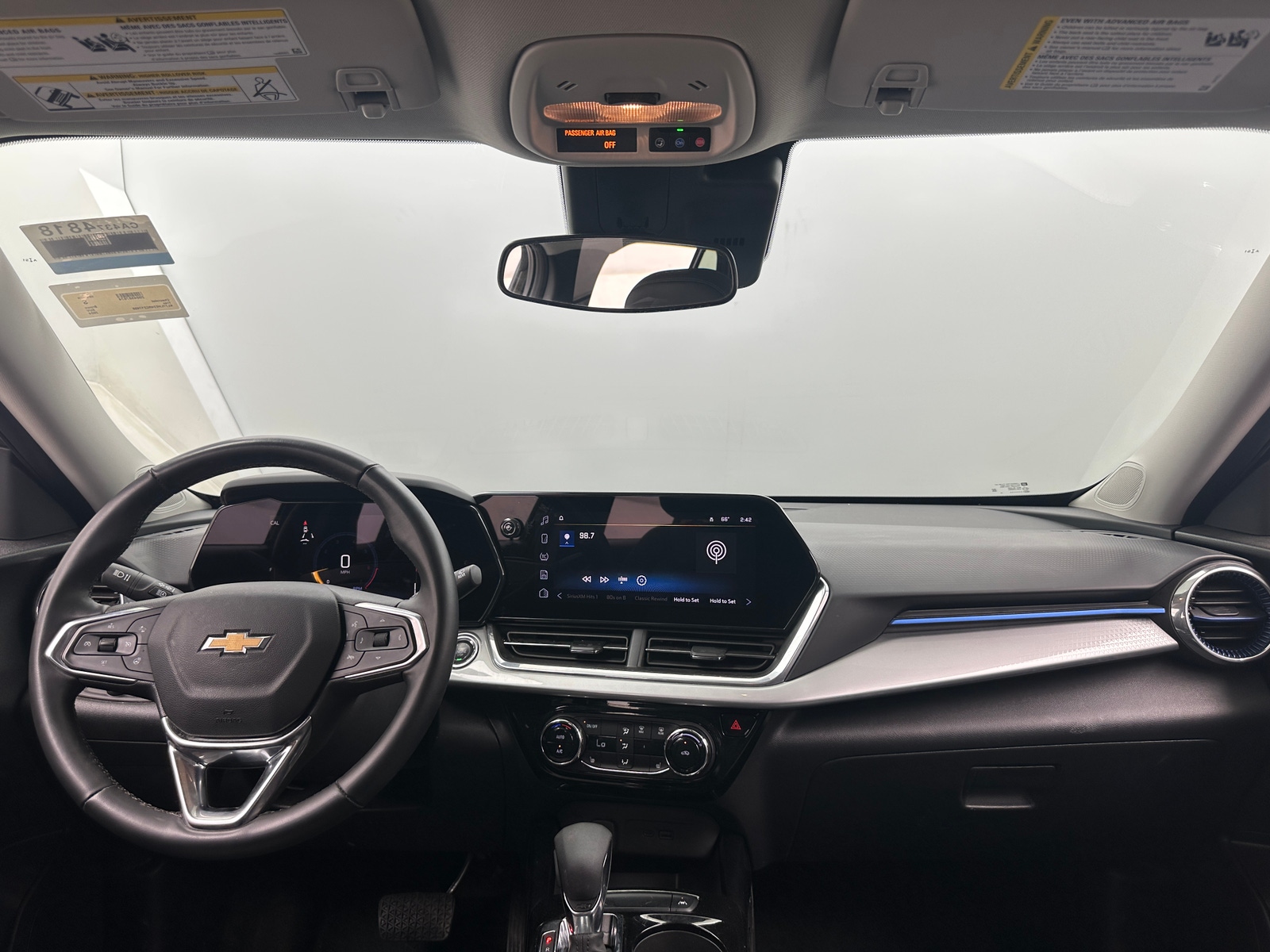 Thumbnail: 2024 Chevrolet Trax - 3