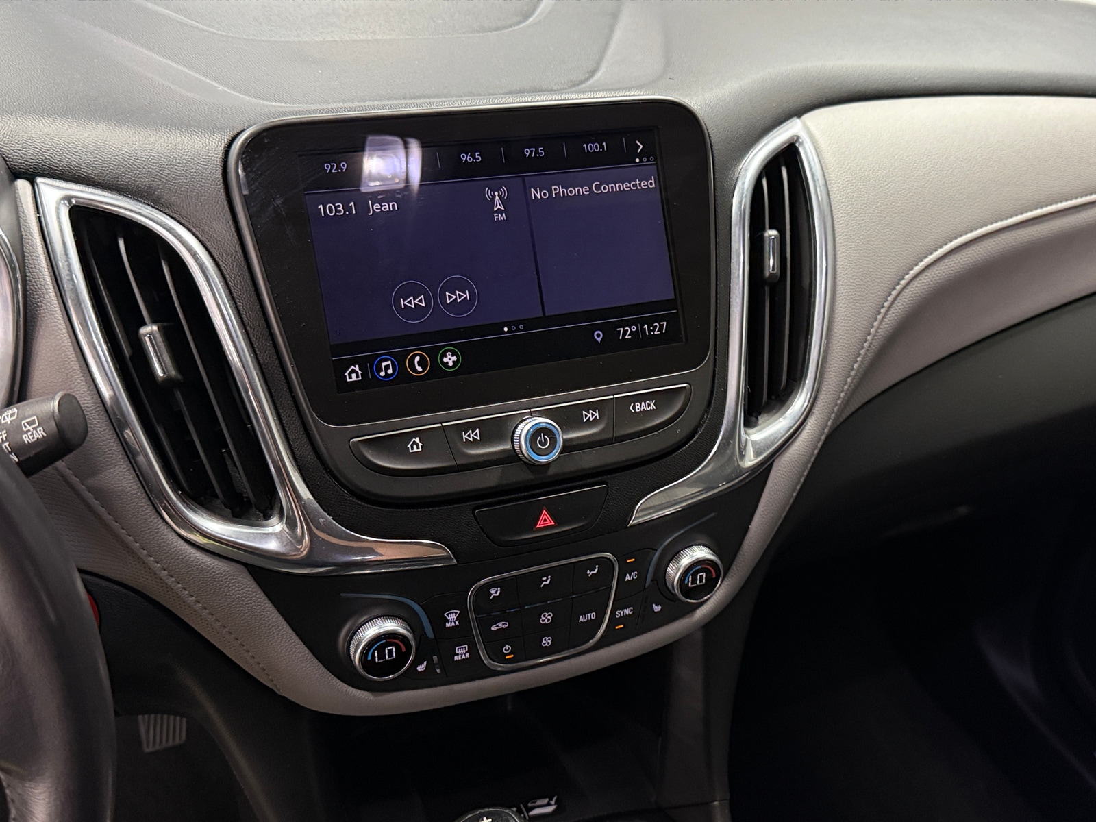 Thumbnail: 2019 Chevrolet Equinox - 3