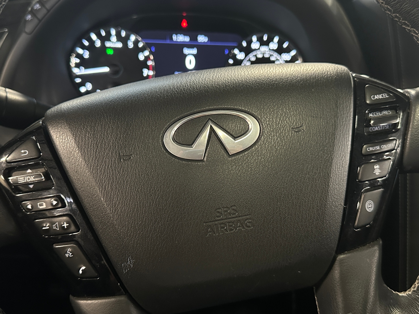 Thumbnail: 2021 INFINITI QX80 - 4