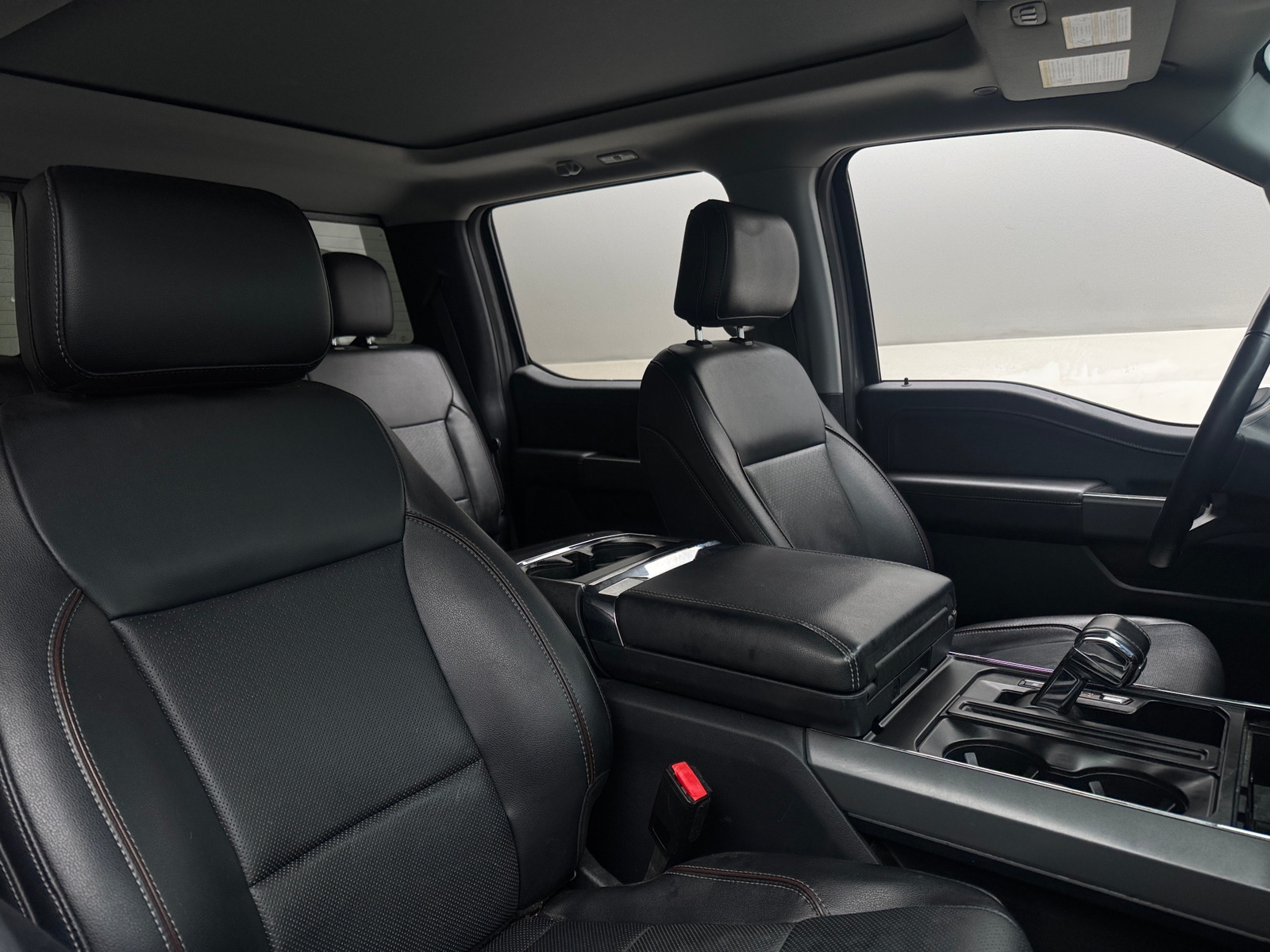 Thumbnail: 2022 Ford Econoline - 2