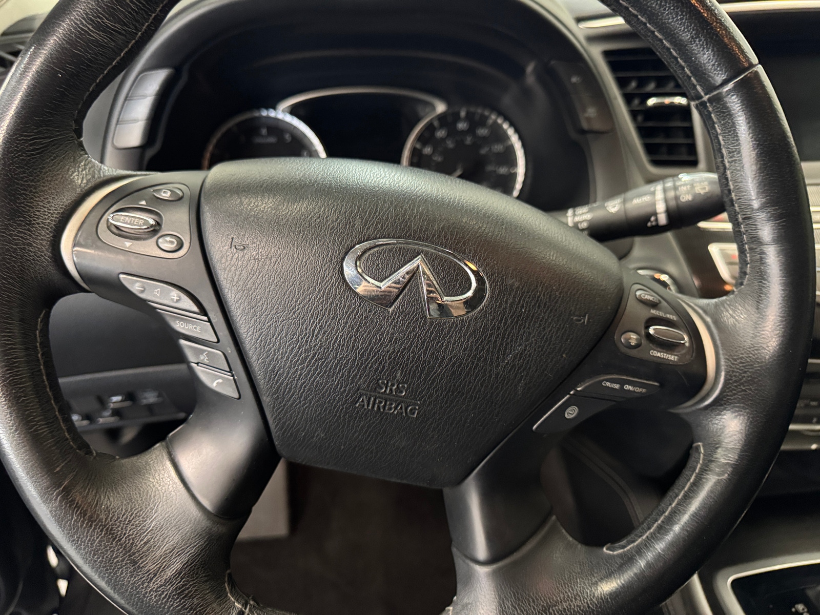 Thumbnail: 2017 INFINITI QX60 - 4