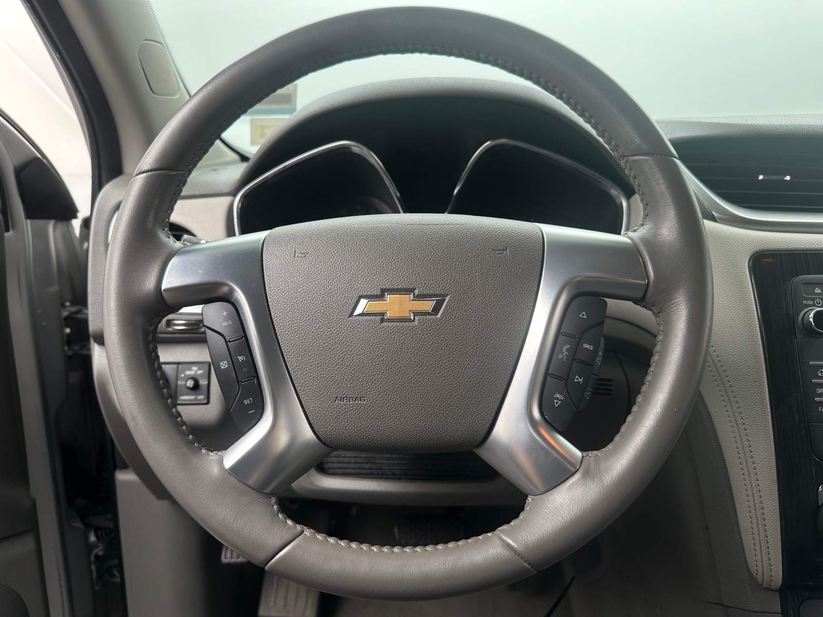Thumbnail: 2017 Chevrolet Traverse - 5