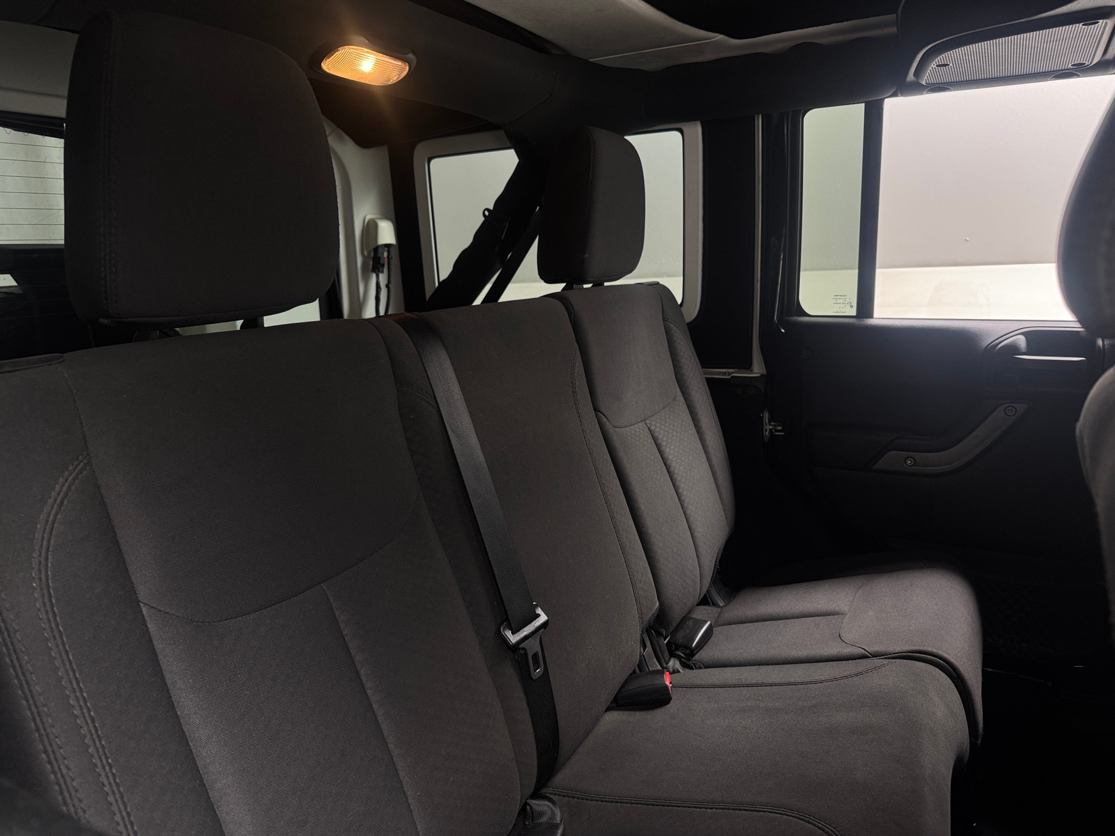 Thumbnail: 2018 Jeep Wrangler - 6