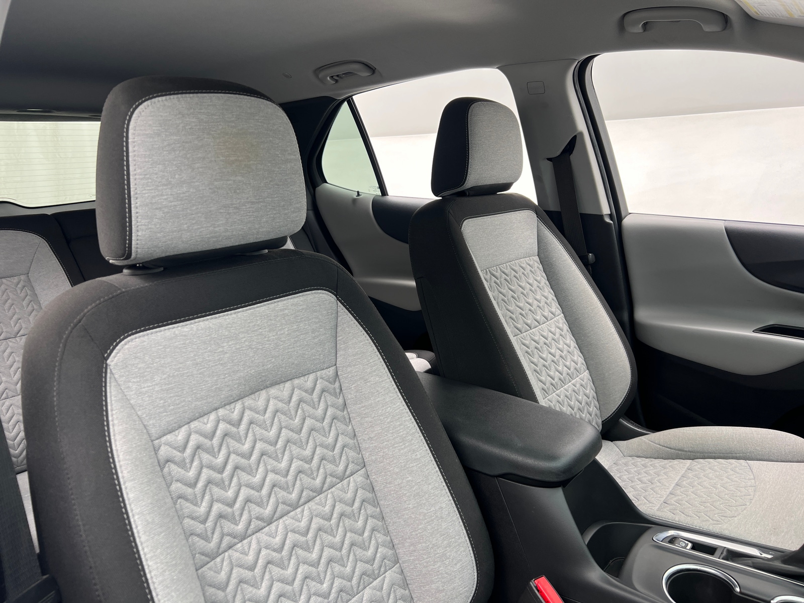 Thumbnail: 2023 Chevrolet Equinox - 2