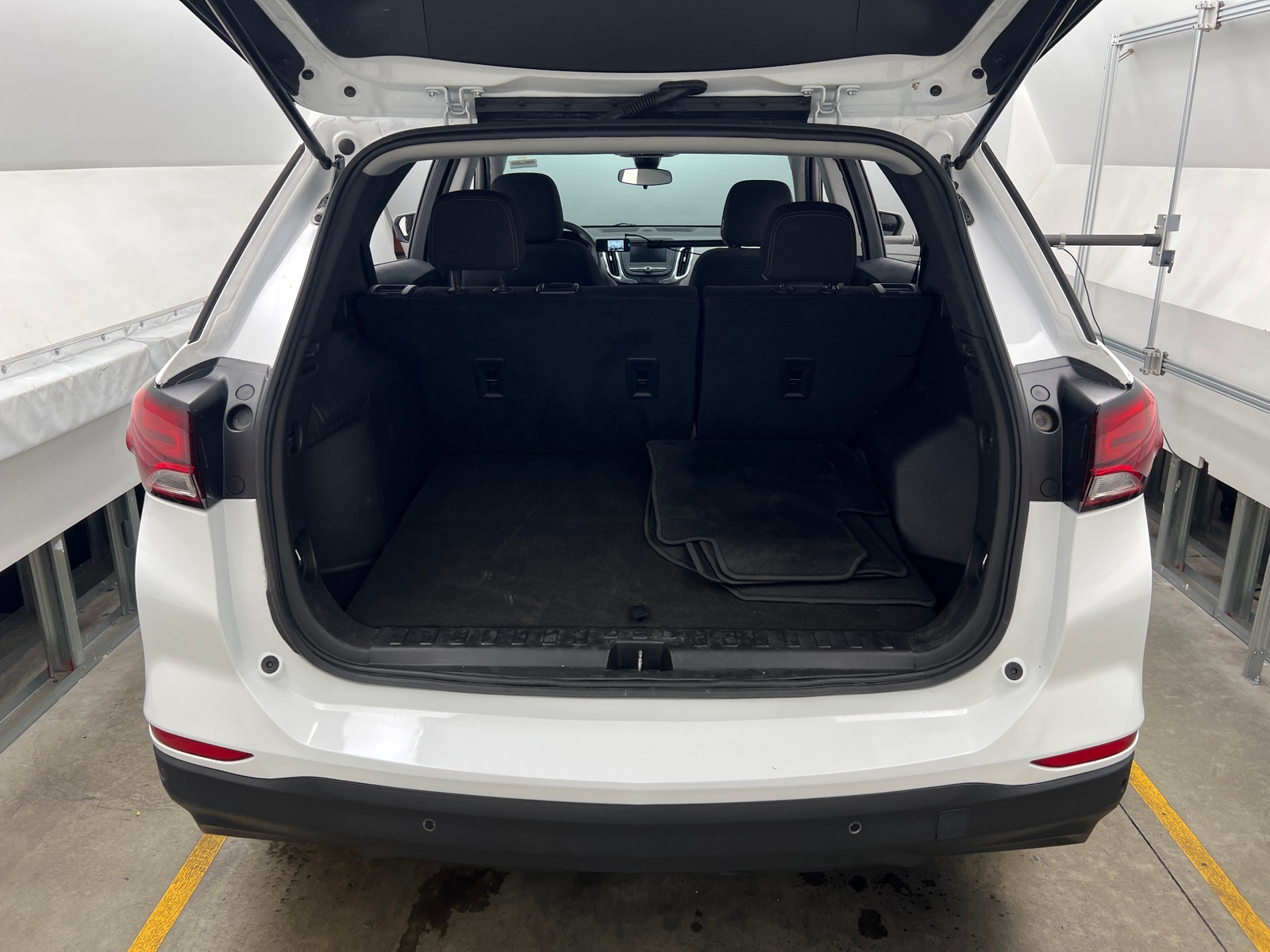 Thumbnail: 2023 Chevrolet Equinox - 7