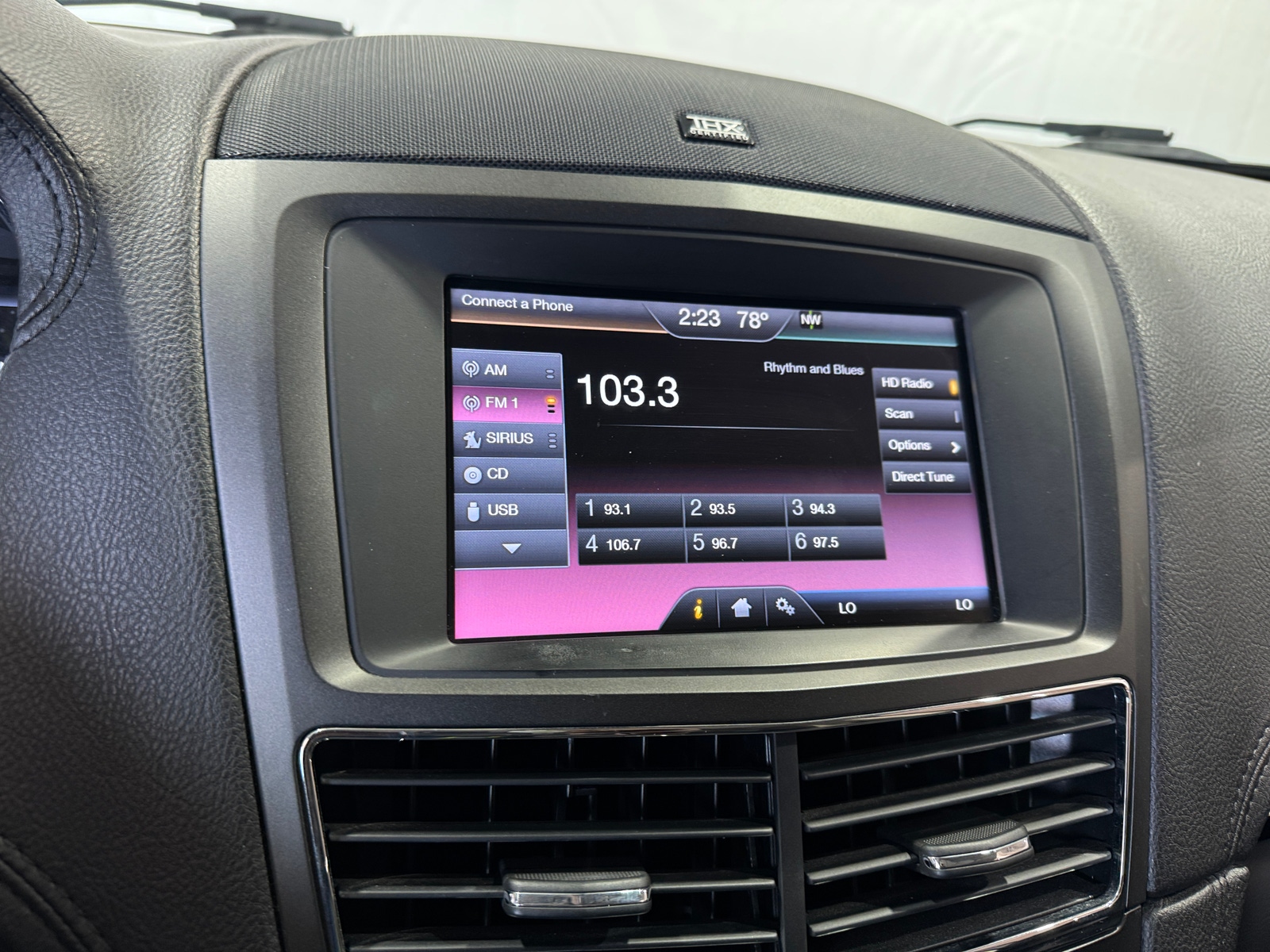 Thumbnail: 2015 Lincoln MKT - 3