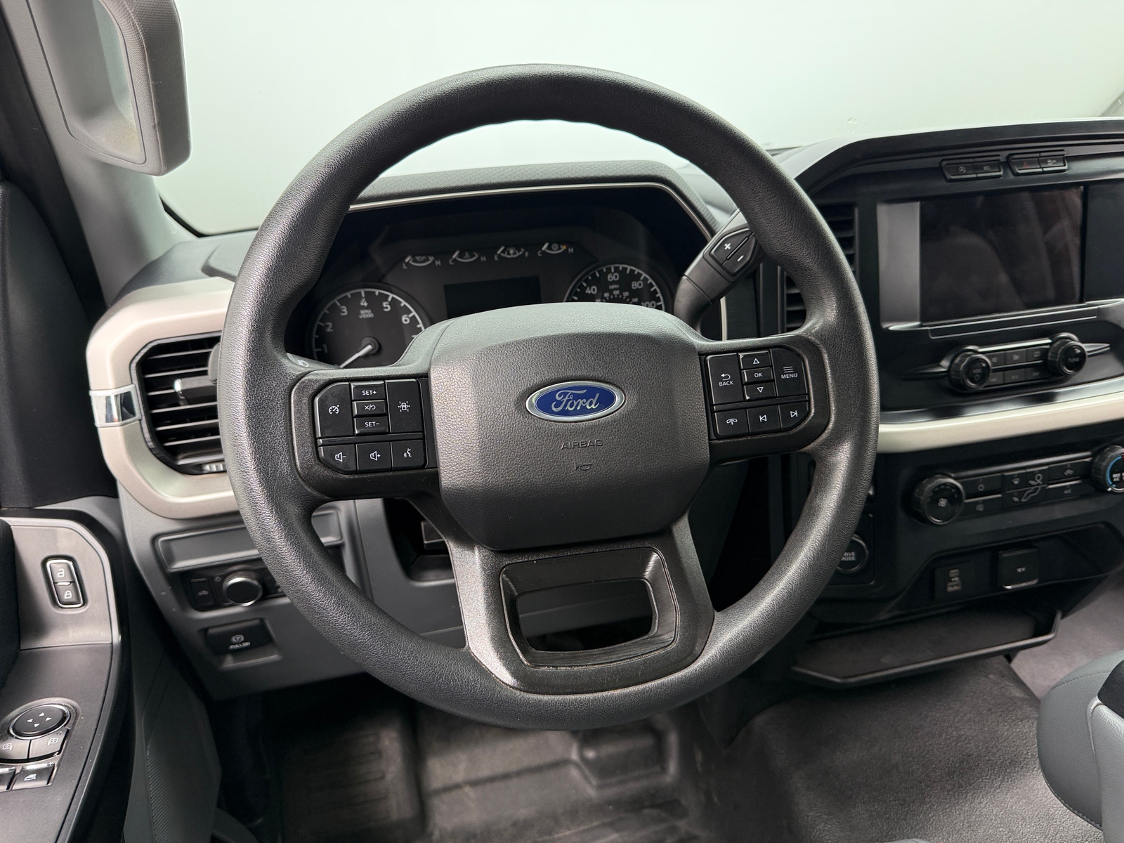 Thumbnail: 2021 Ford Econoline - 5