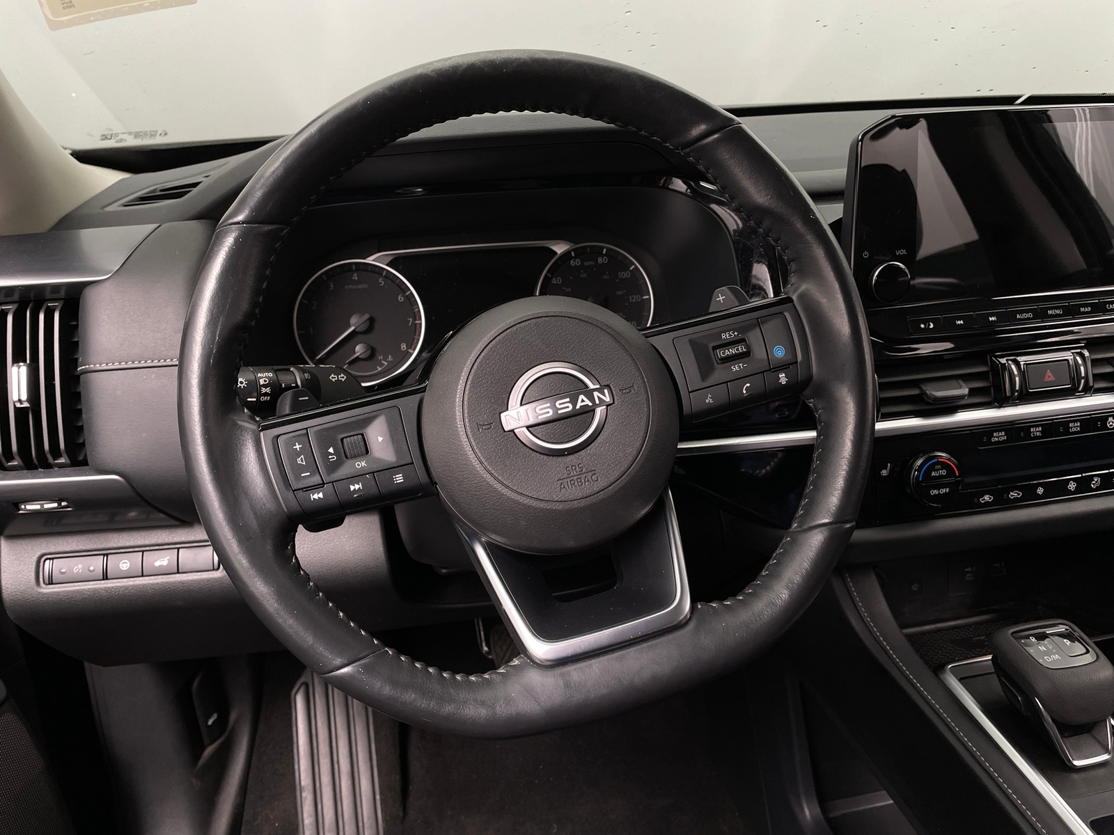 Thumbnail: 2023 Nissan Pathfinder - 4
