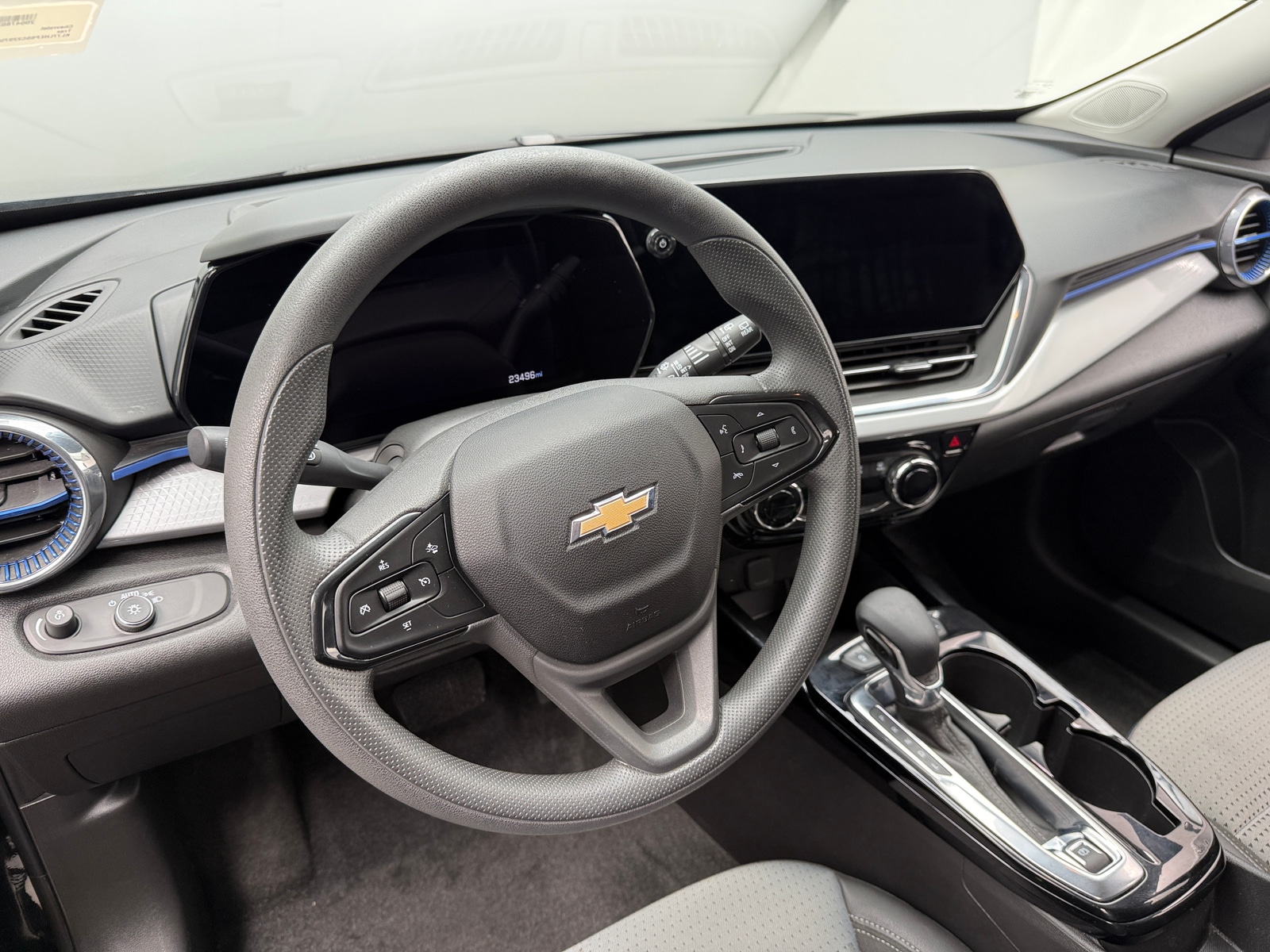Thumbnail: 2025 Chevrolet Trax - 5