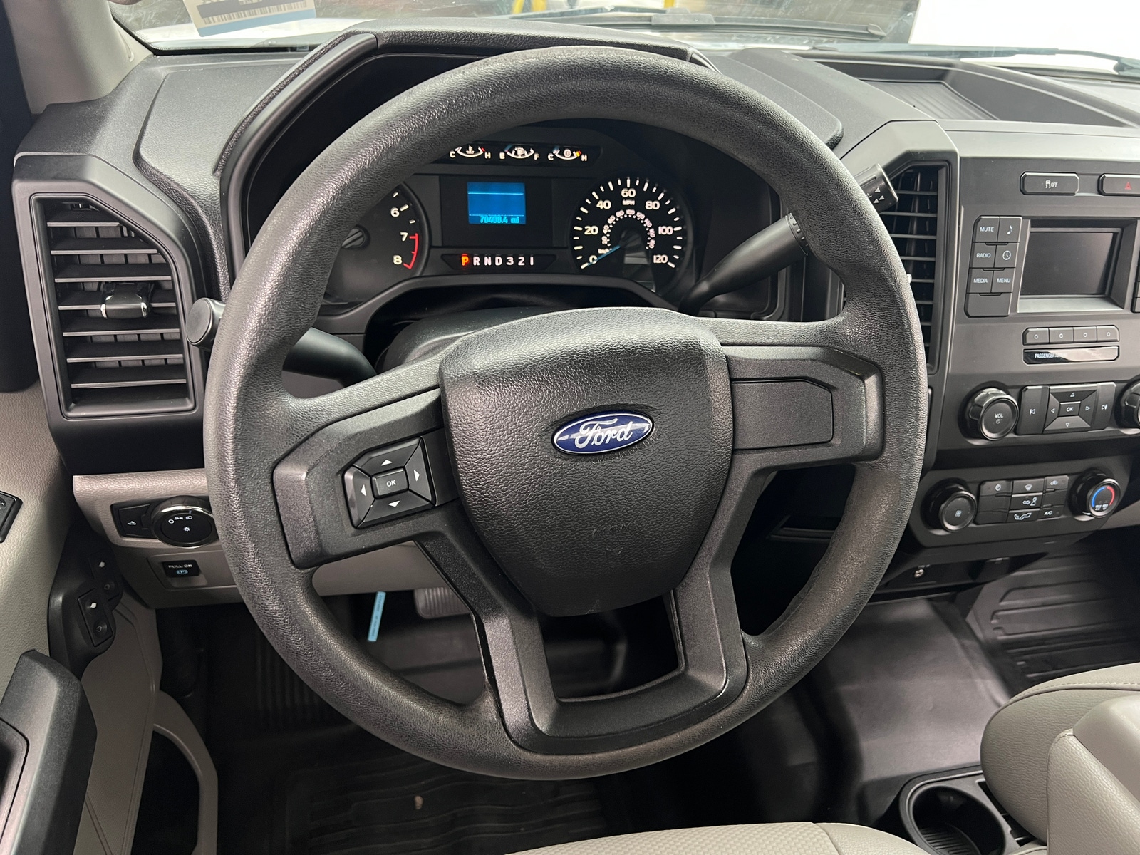 Thumbnail: 2015 Ford Econoline - 5