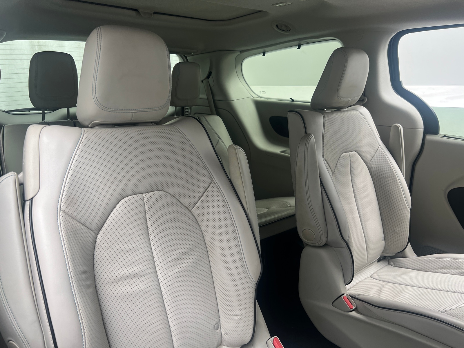 Thumbnail: 2020 Chrysler Pacifica - 5