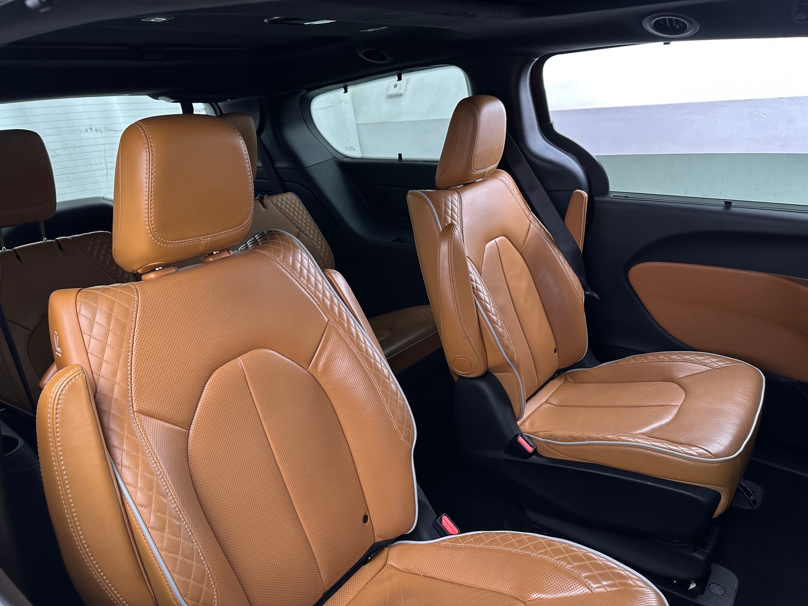 Thumbnail: 2021 Chrysler Pacifica - 5