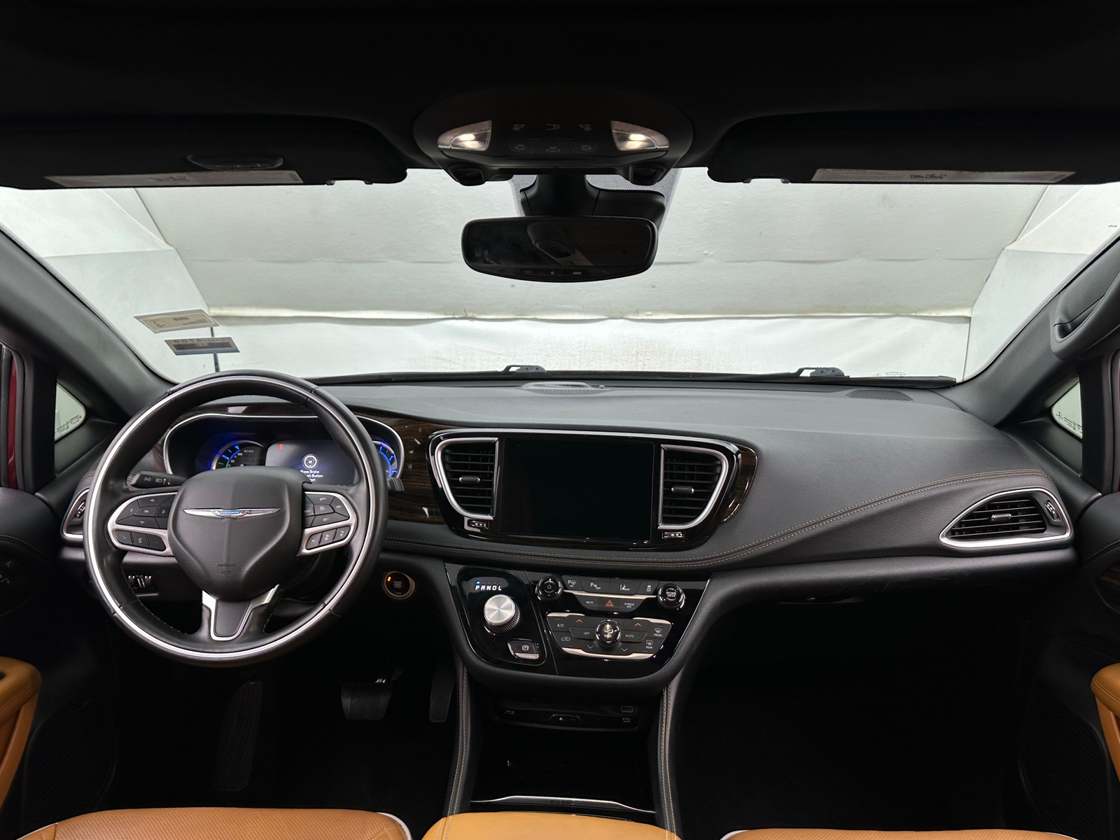 Thumbnail: 2021 Chrysler Pacifica - 2