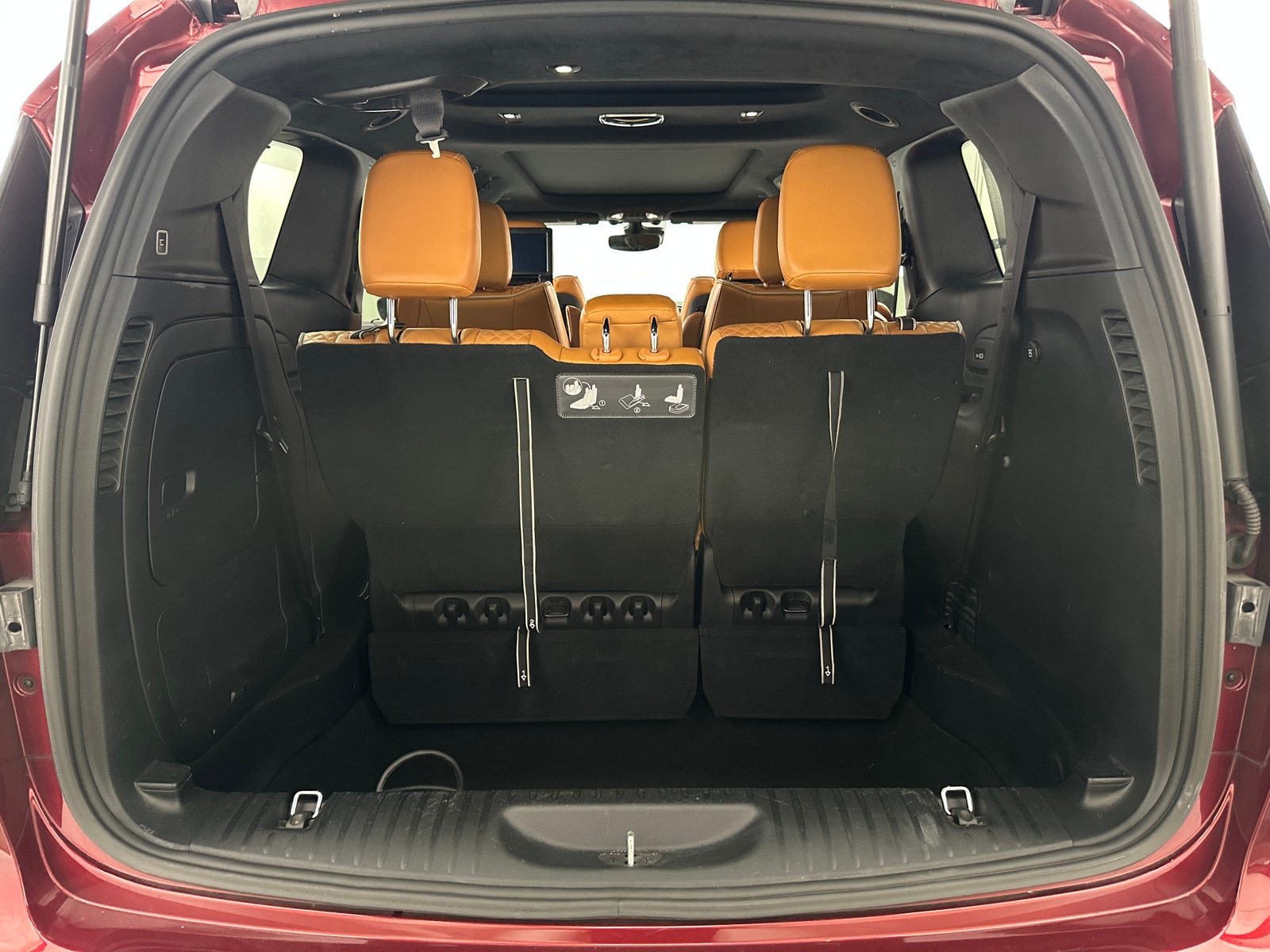 Thumbnail: 2021 Chrysler Pacifica - 6