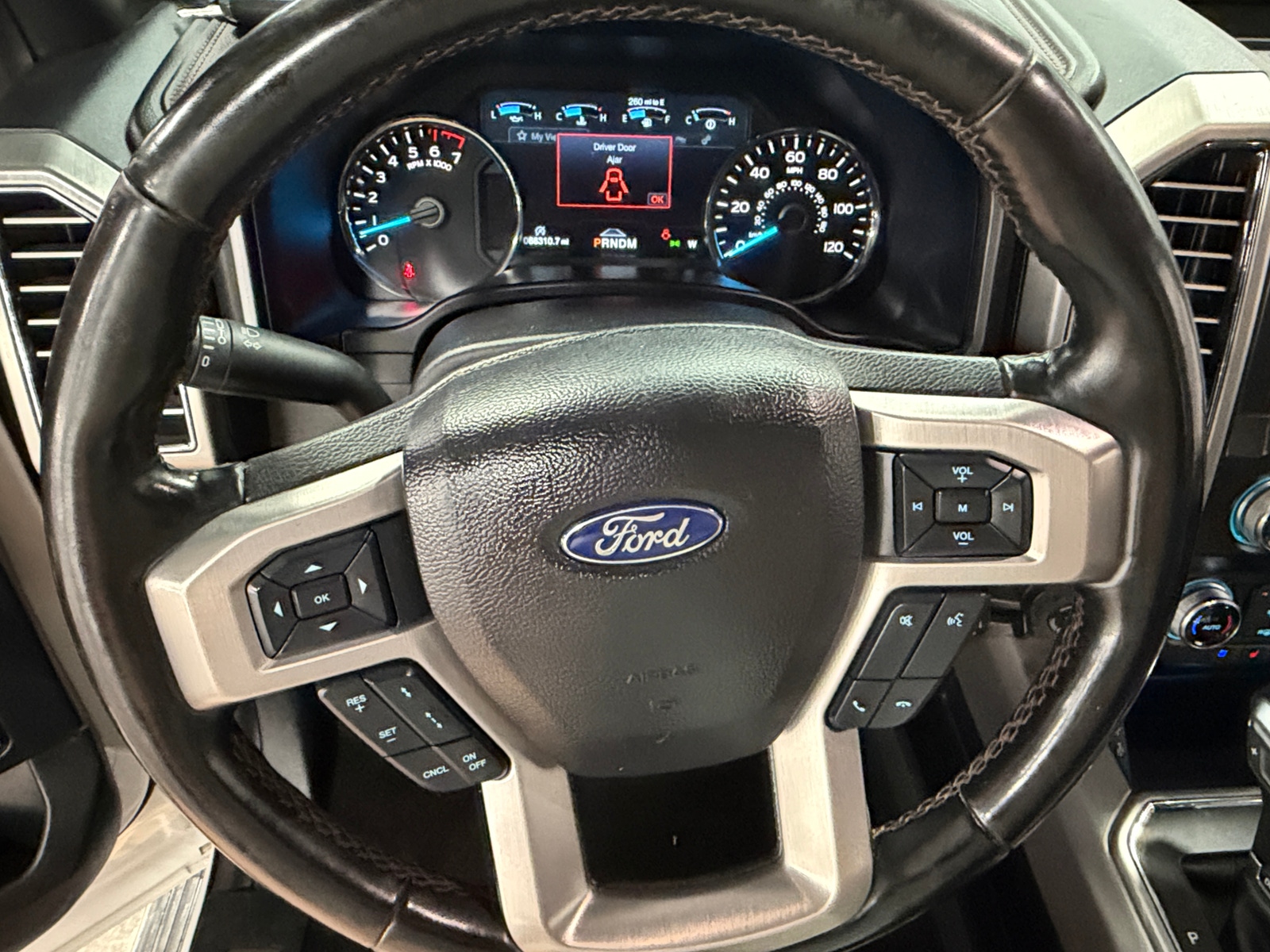 Thumbnail: 2019 Ford Econoline - 4