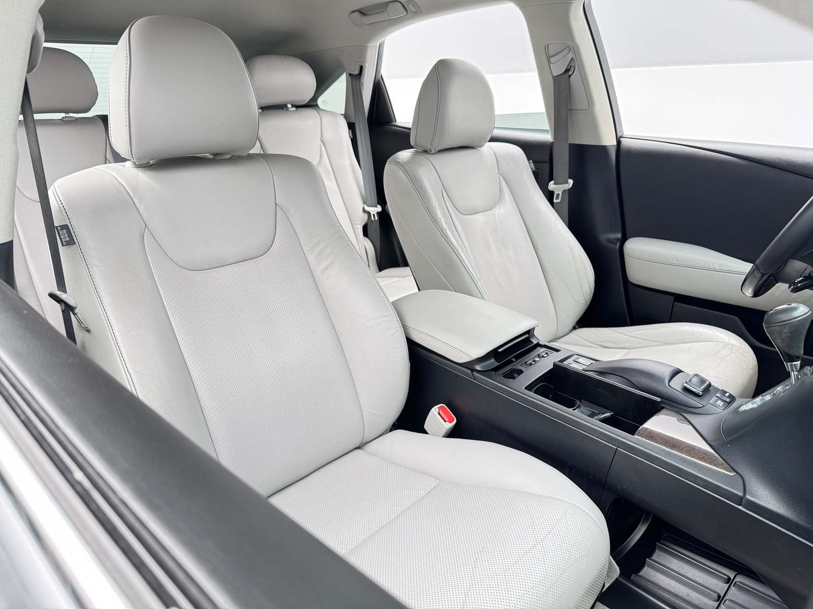Thumbnail: 2015 Lexus RX - 2