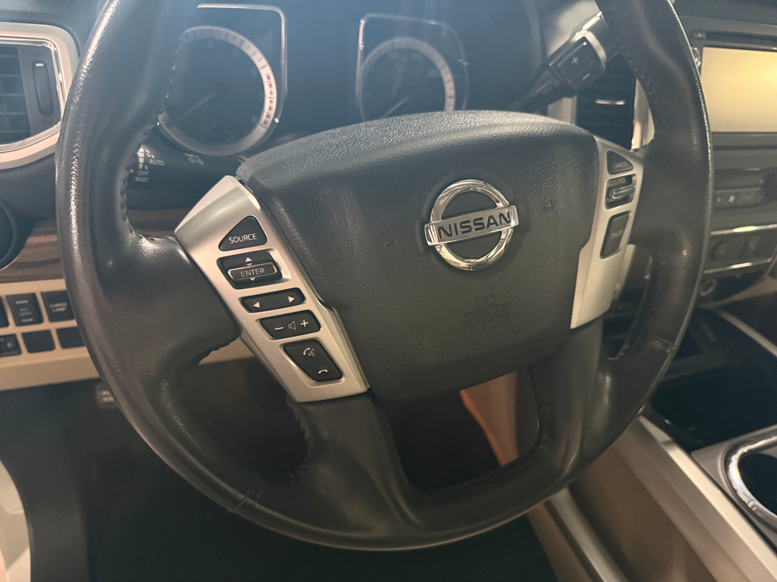 Thumbnail: 2017 Nissan Titan - 4
