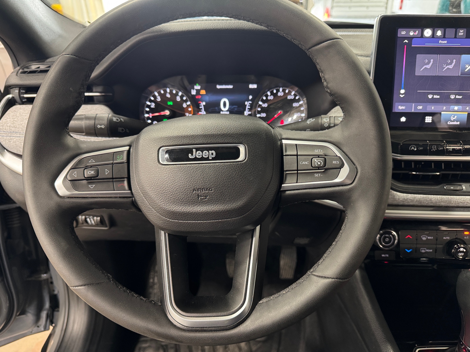 Thumbnail: 2023 Jeep Compass - 5