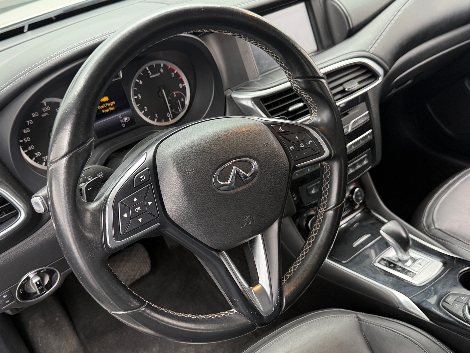 Thumbnail: 2019 INFINITI QX30 - 4