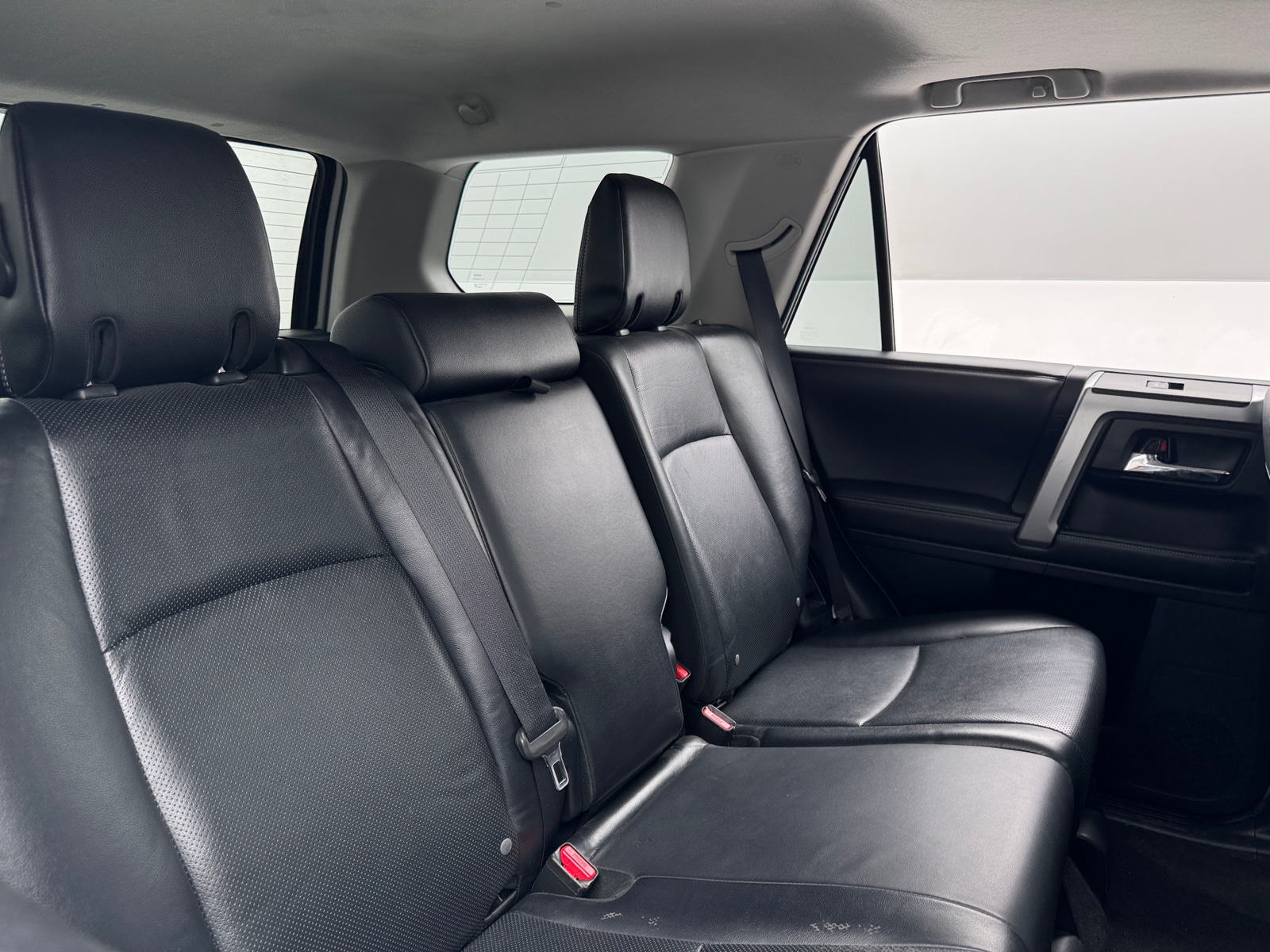 Thumbnail: 2015 Toyota 4Runner - 6