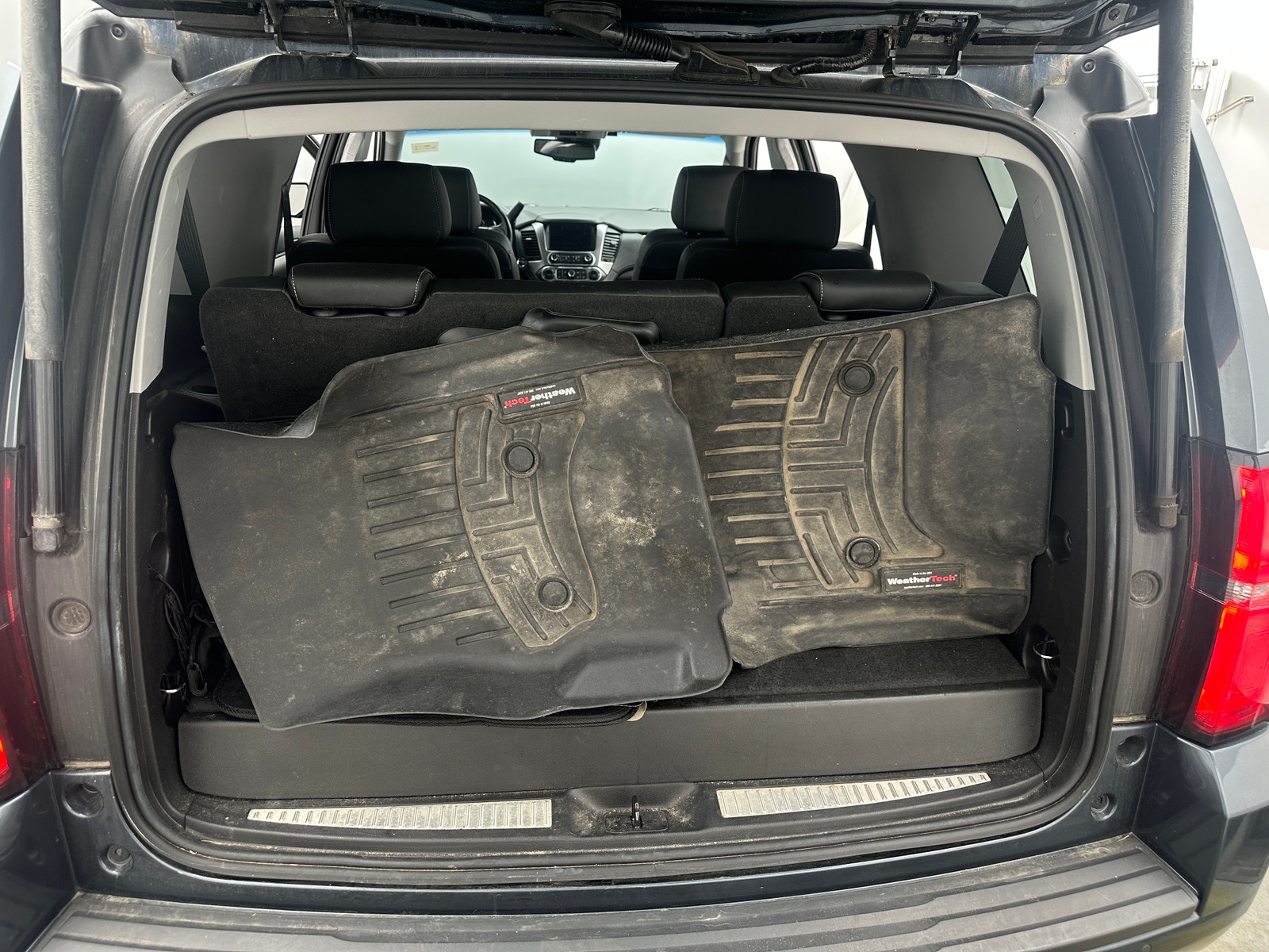Thumbnail: 2019 Chevrolet Tahoe - 6