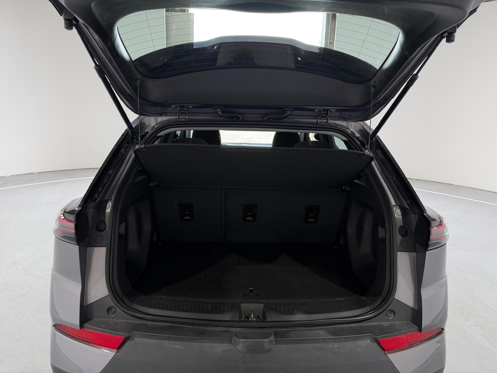 Thumbnail: 2023 Chevrolet Bolt EUV - 7