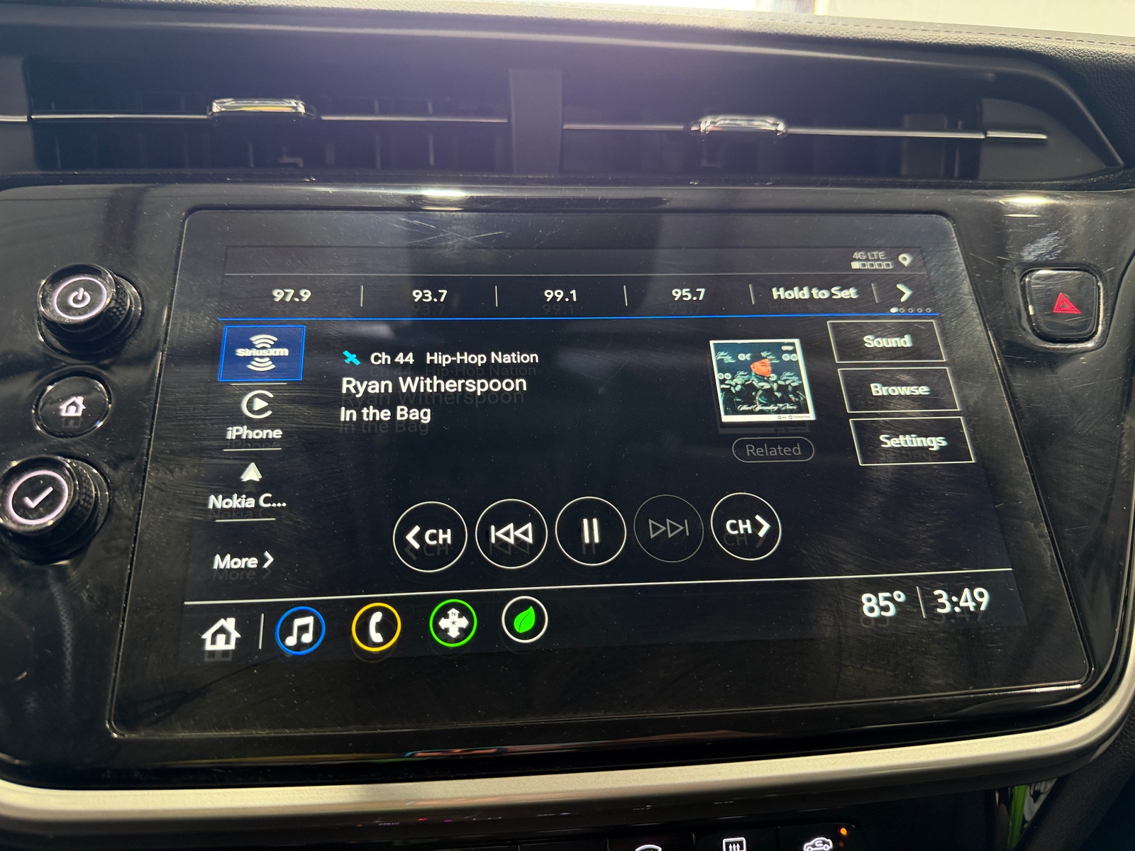 Thumbnail: 2023 Chevrolet Bolt EUV - 4