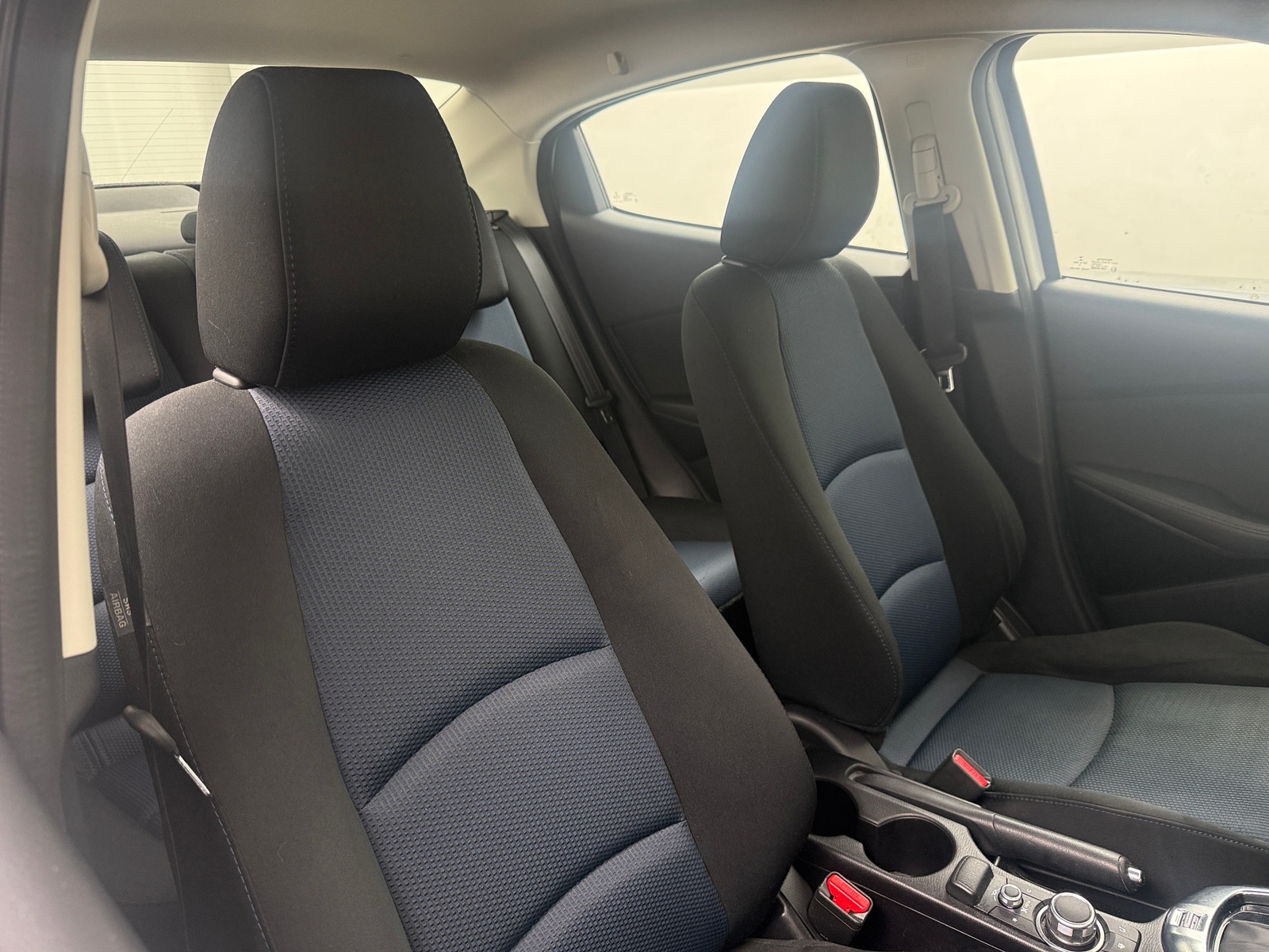 Thumbnail: 2017 Toyota Yaris iA - 2