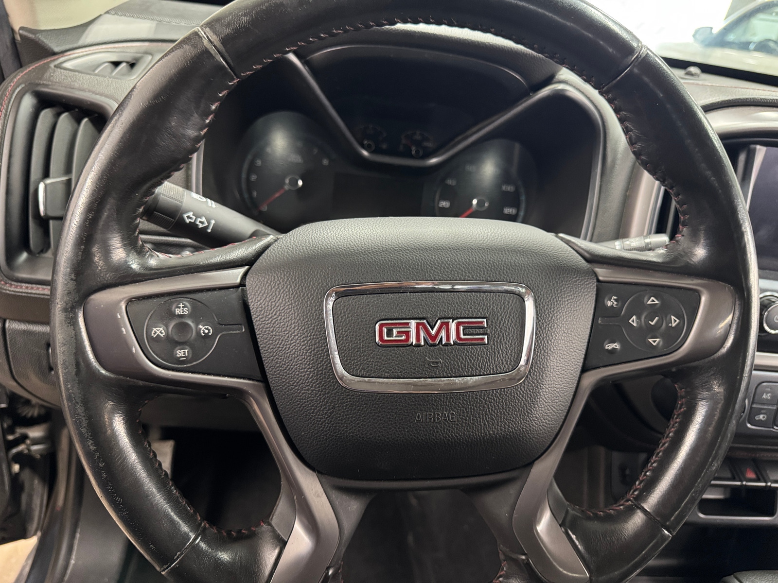 Thumbnail: 2019 GMC Canyon - 5