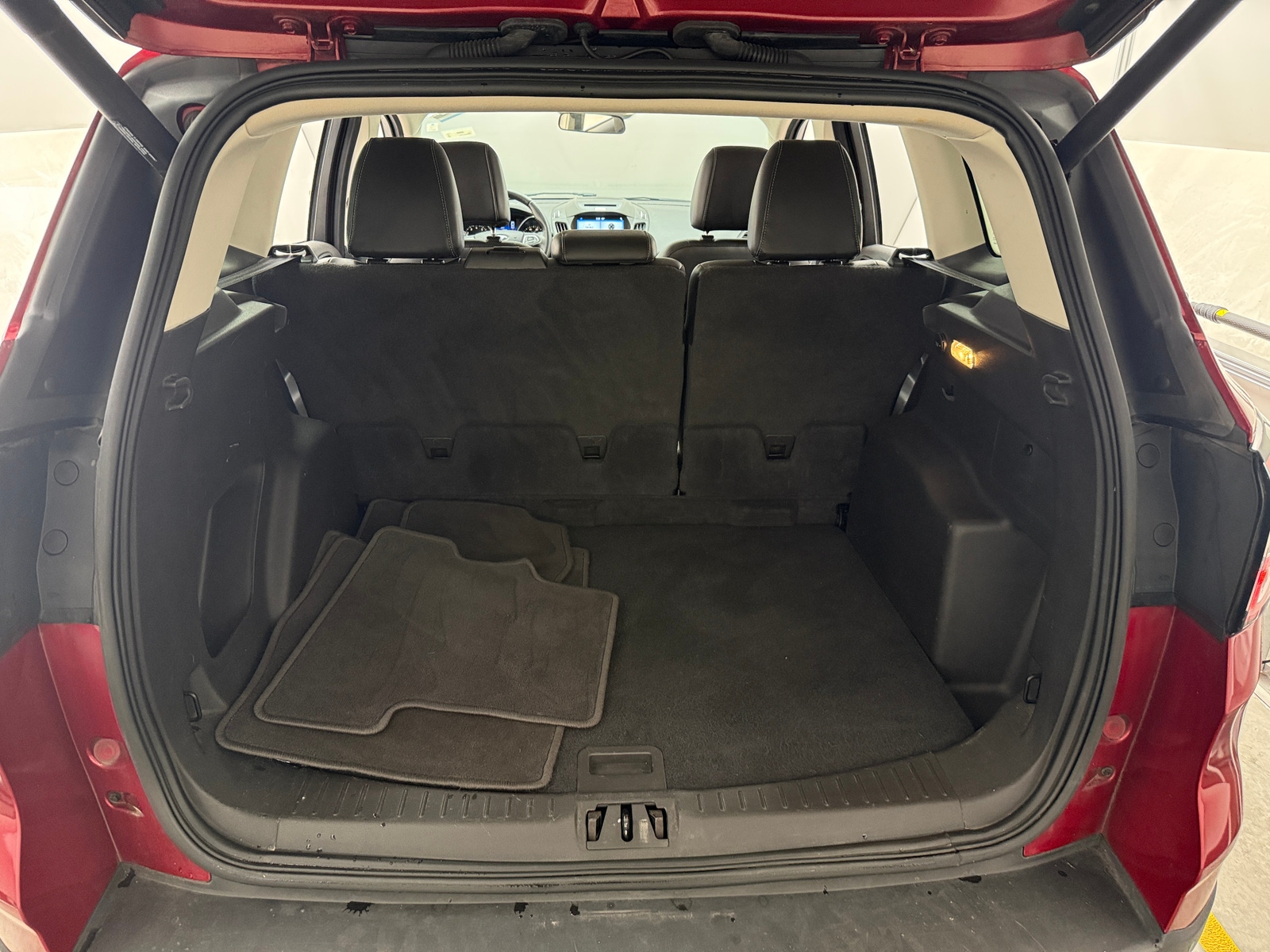 Thumbnail: 2017 Ford Escape - 6