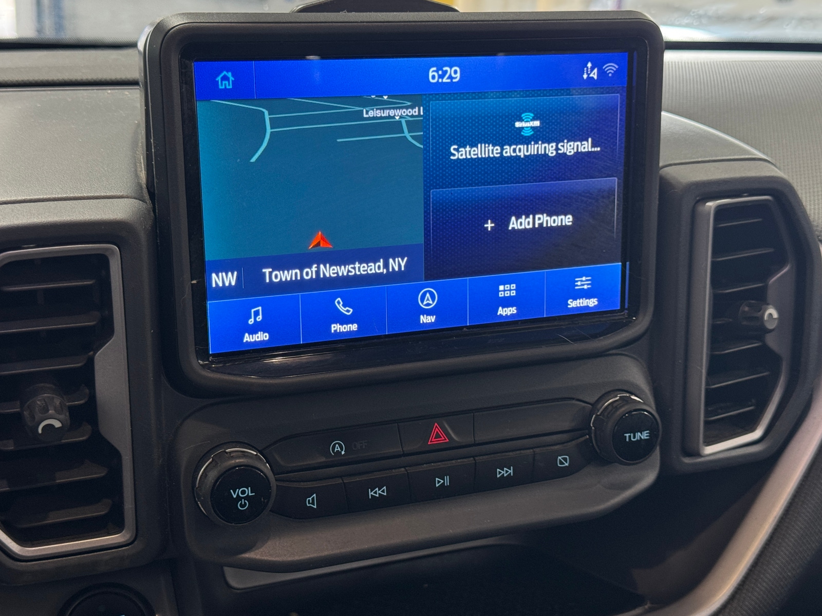 Thumbnail: 2021 Ford Bronco Sport - 4