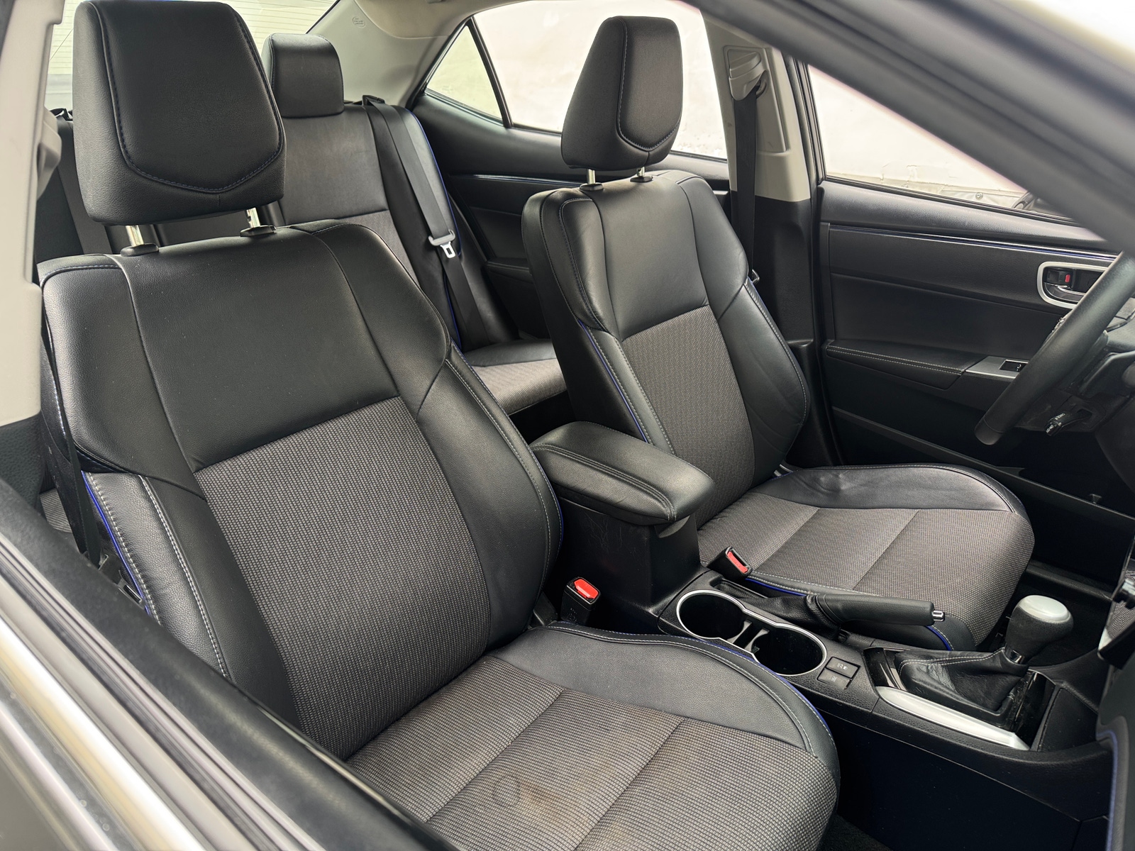 Thumbnail: 2018 Toyota Corolla - 2