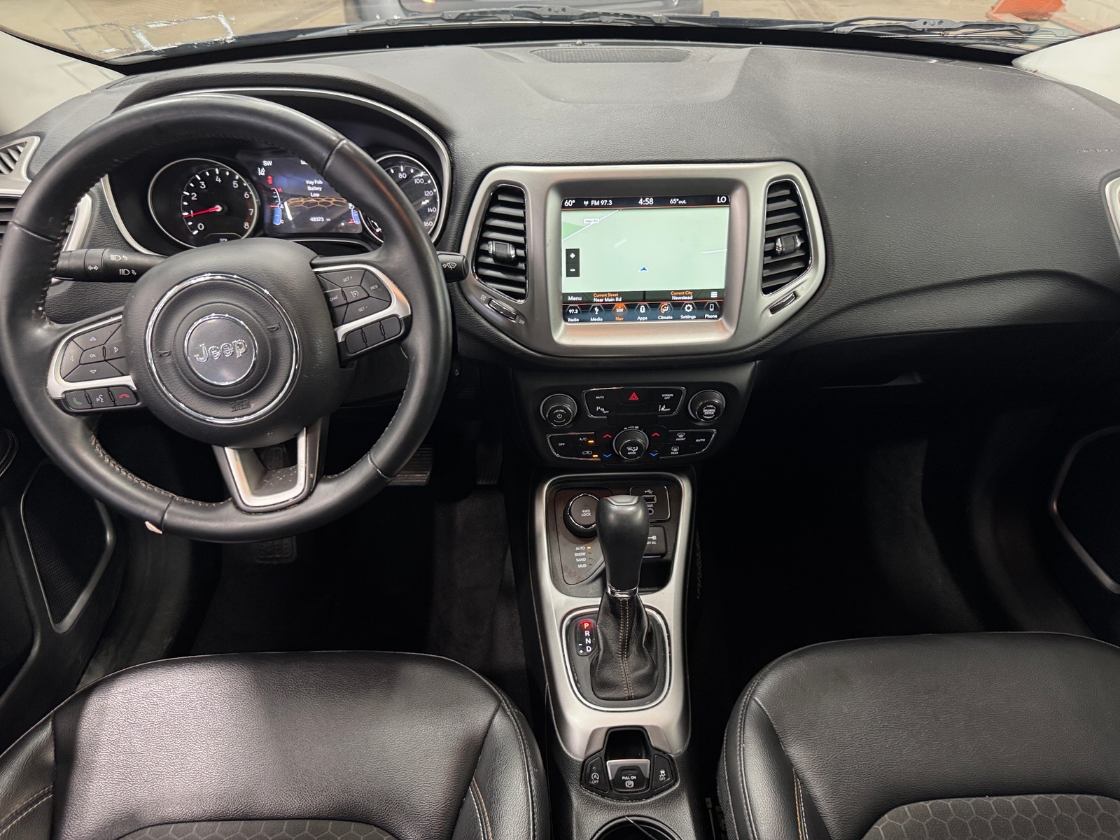 Thumbnail: 2018 Jeep Compass - 3