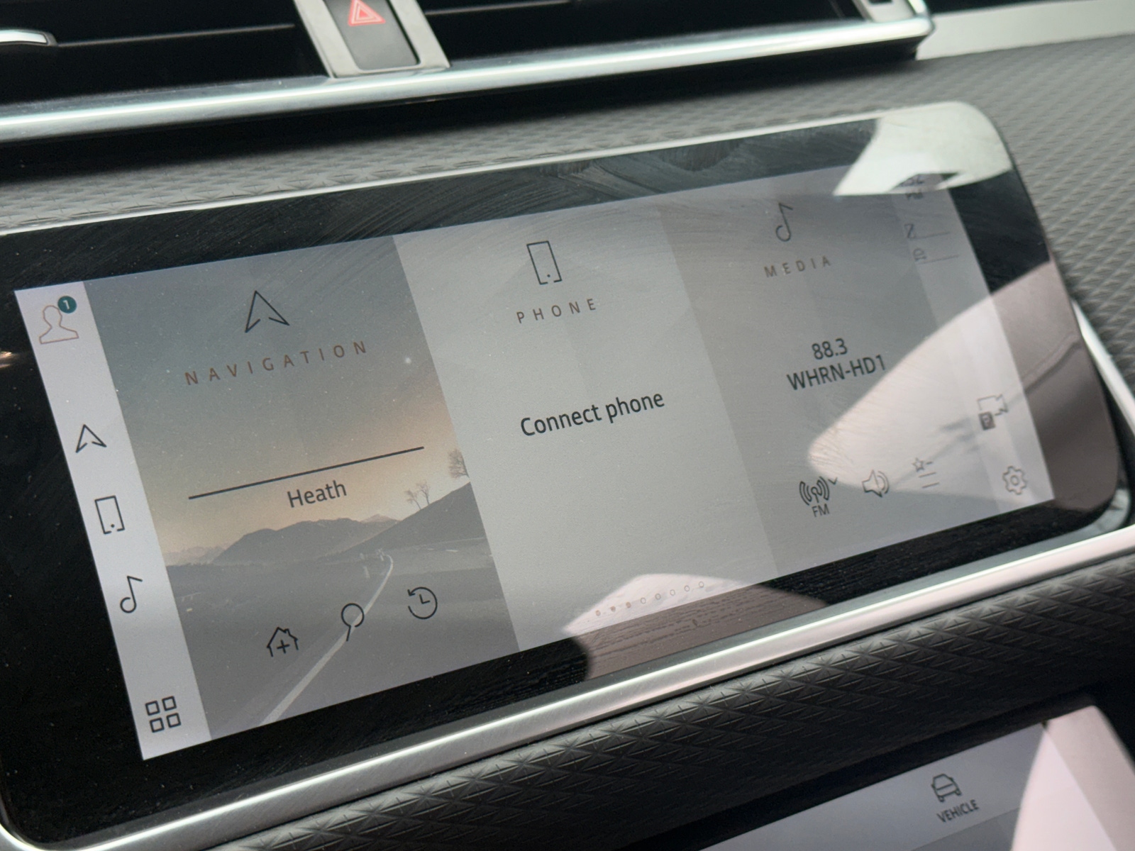 Thumbnail: 2023 Land Rover Range Rover Velar - 3
