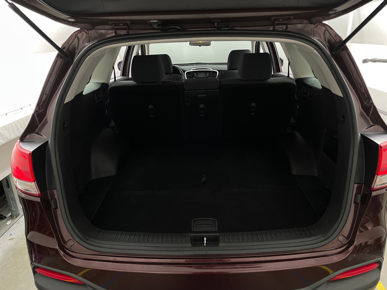 Thumbnail: 2017 Kia Sorento - 7