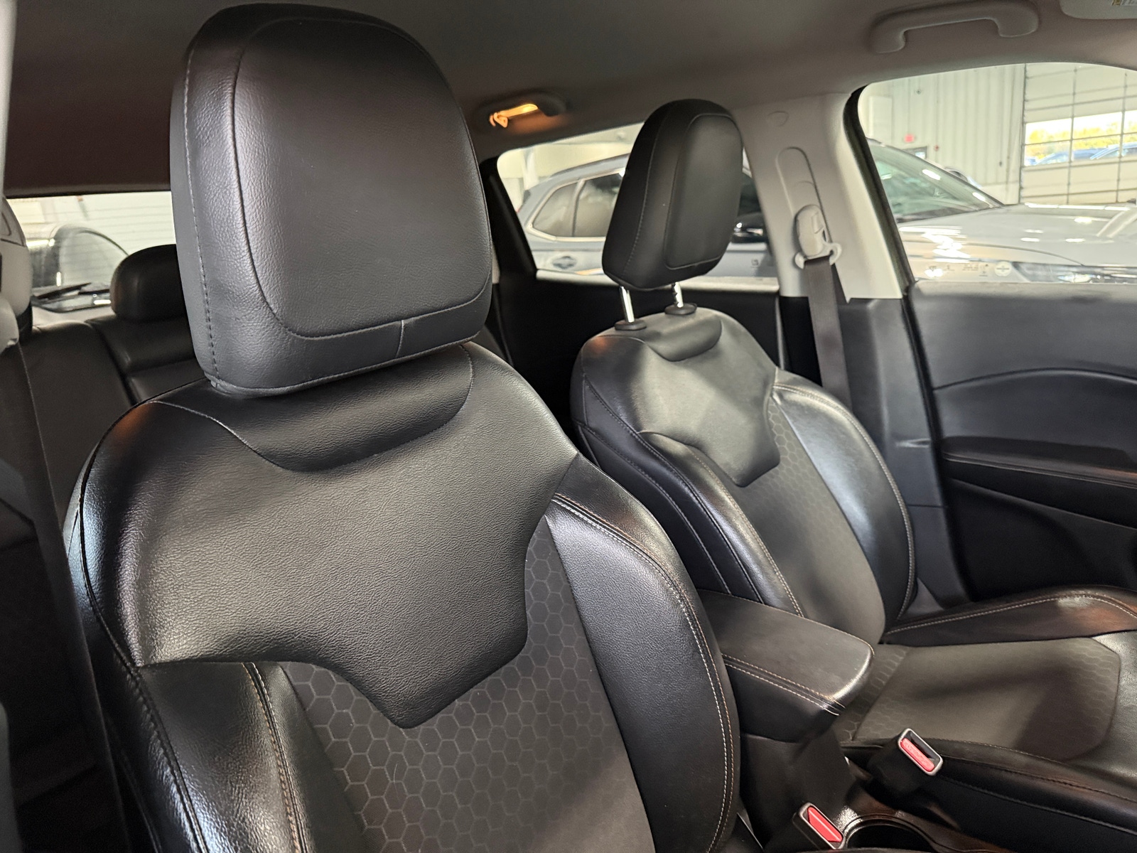 Thumbnail: 2018 Jeep Compass - 2