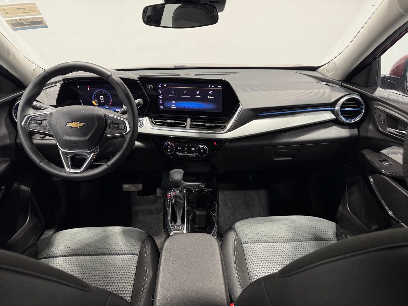Thumbnail: 2025 Chevrolet Trax - 3