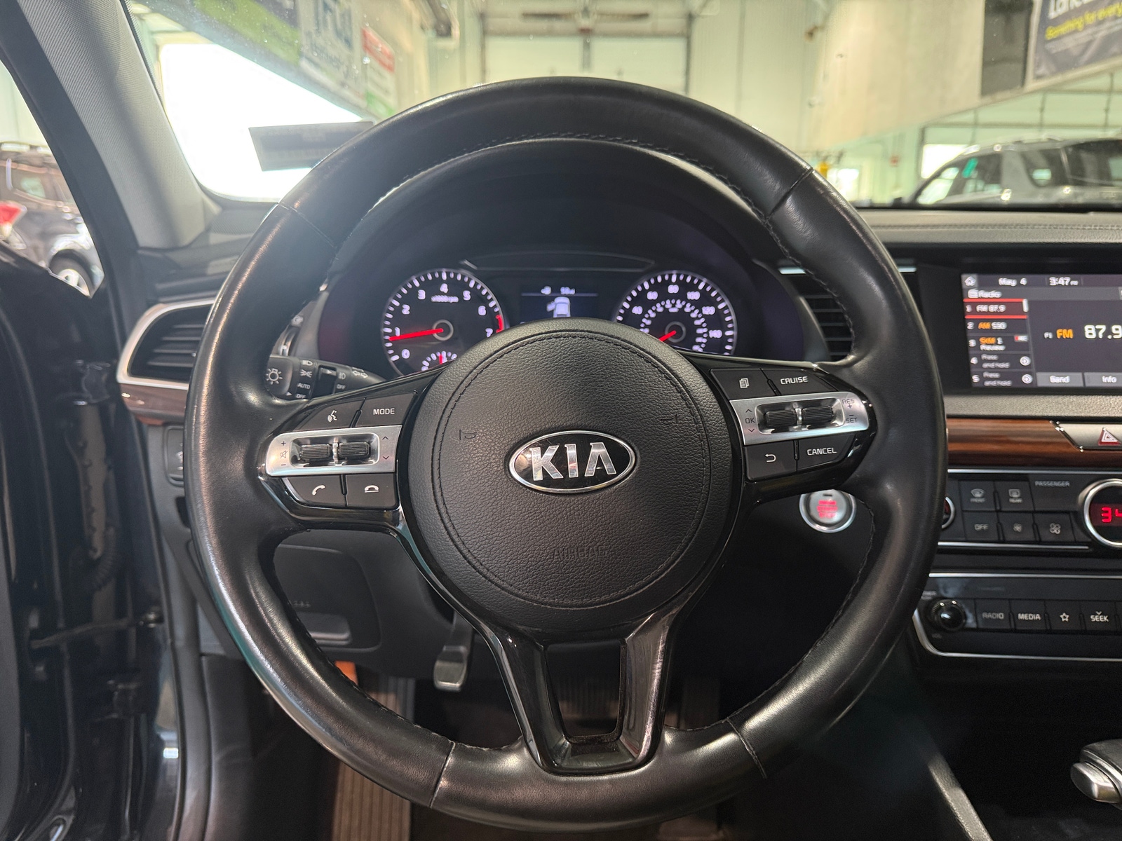 Thumbnail: 2019 Kia Cadenza - 4