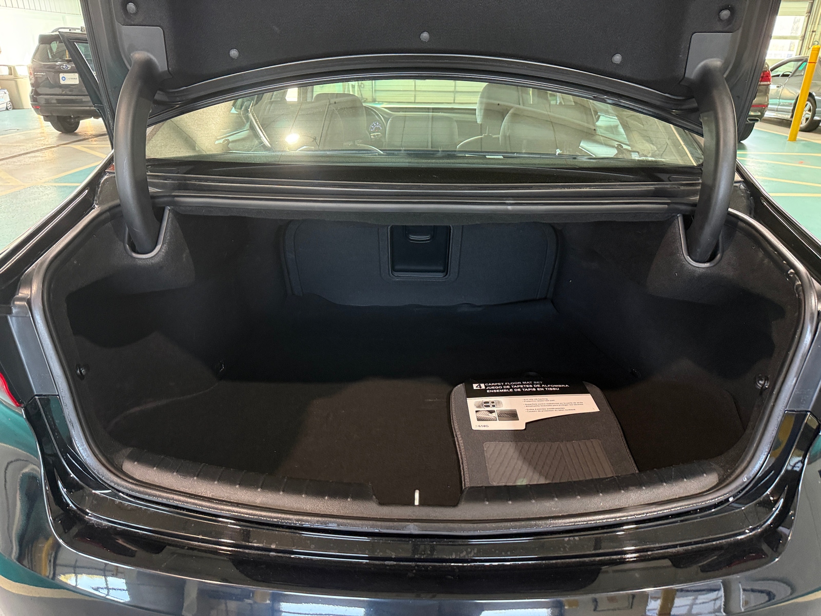 Thumbnail: 2019 Kia Cadenza - 6