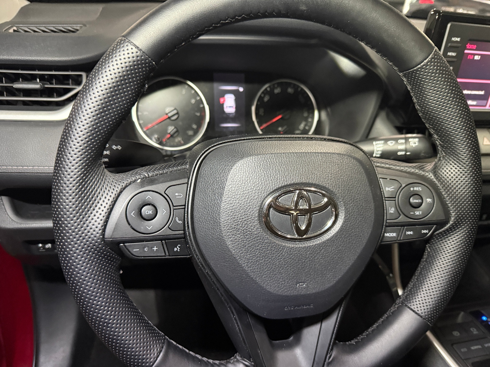 Thumbnail: 2022 Toyota RAV4 - 5
