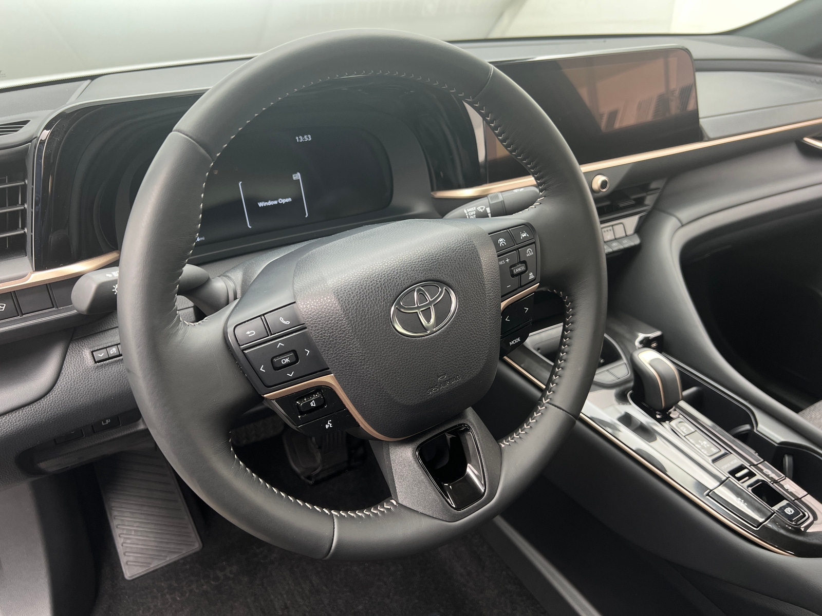 Thumbnail: 2024 Toyota Crown - 4