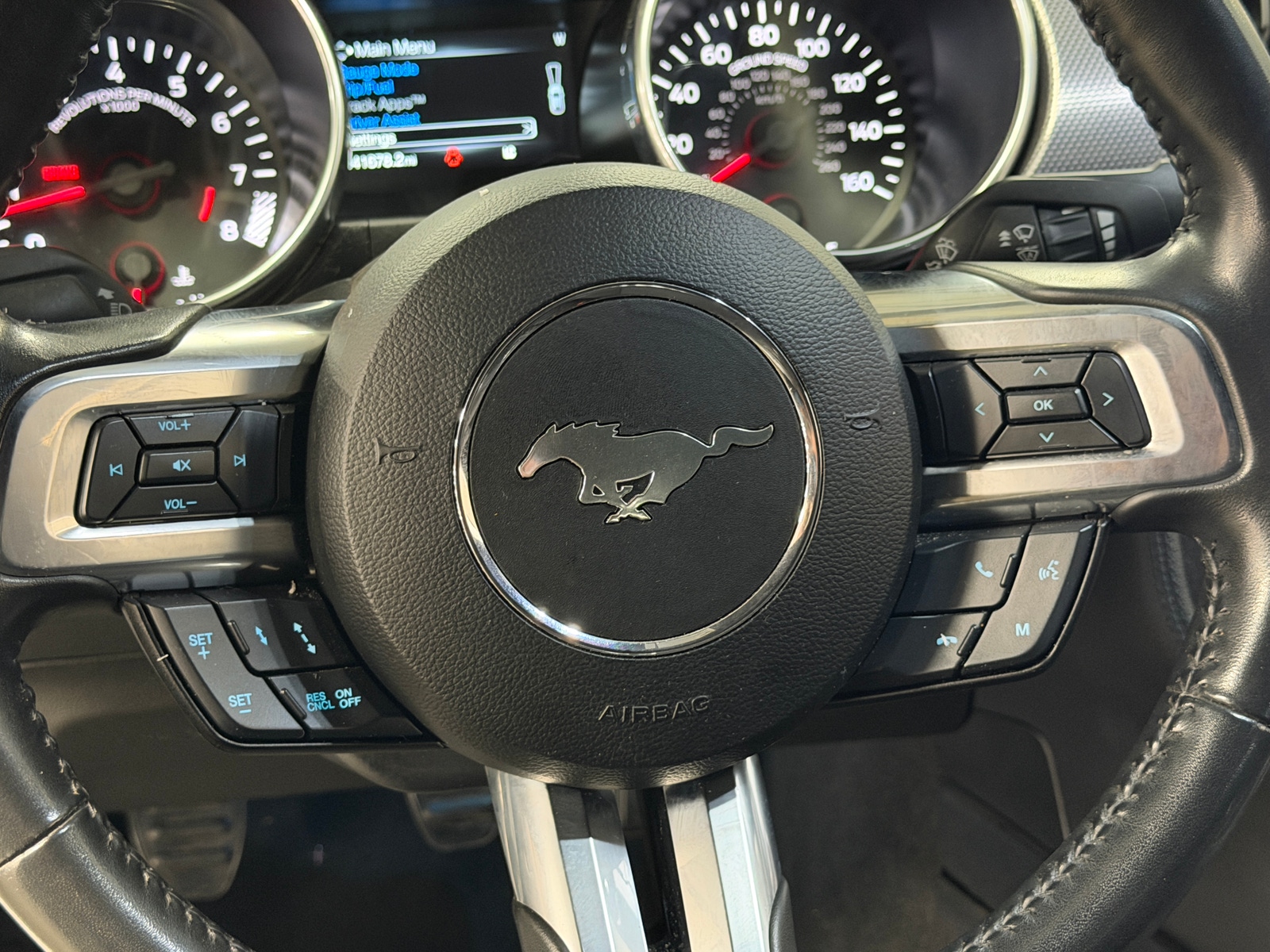 Thumbnail: 2022 Ford Mustang - 4