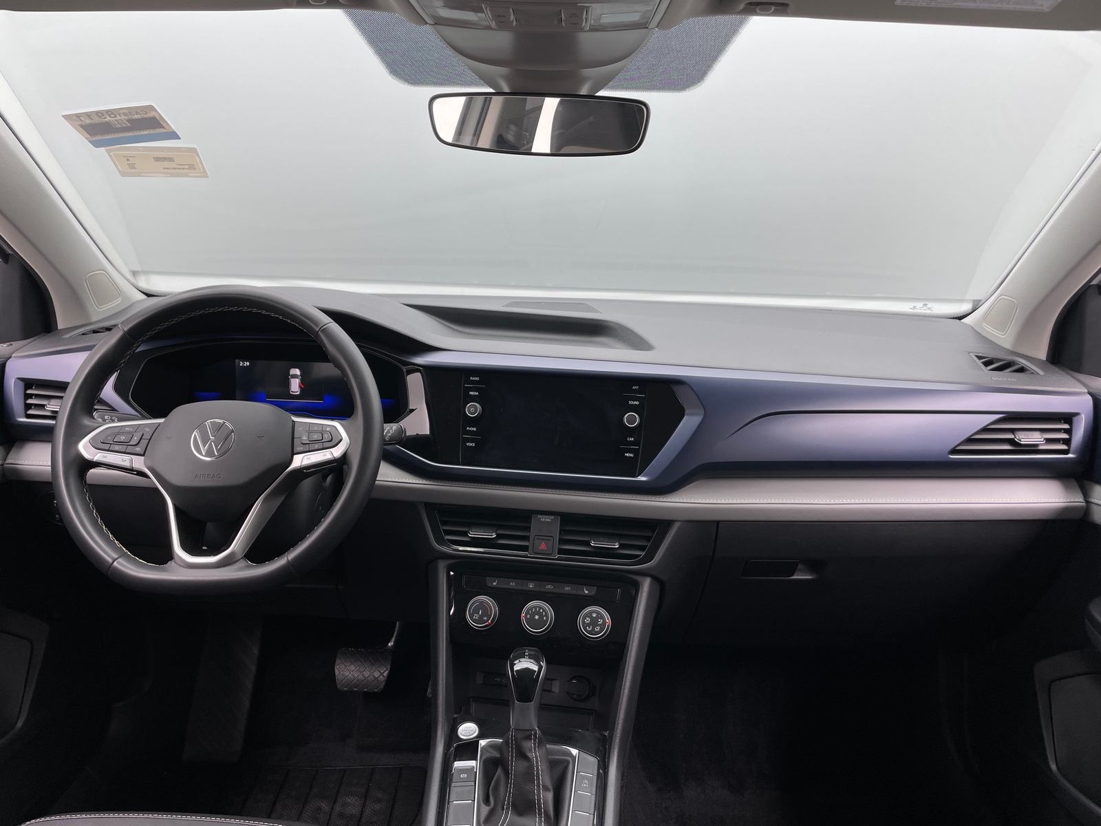 Thumbnail: 2023 Volkswagen Taos - 2