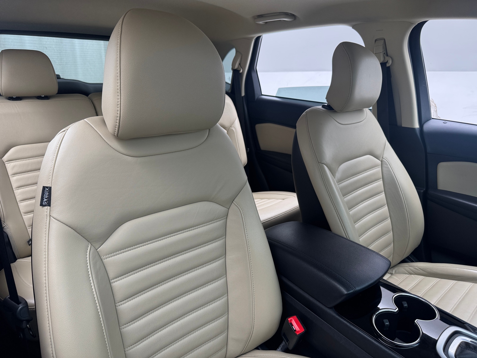 Thumbnail: 2017 Ford Edge - 2
