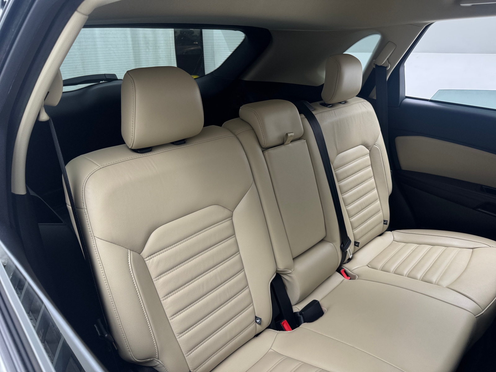 Thumbnail: 2017 Ford Edge - 6