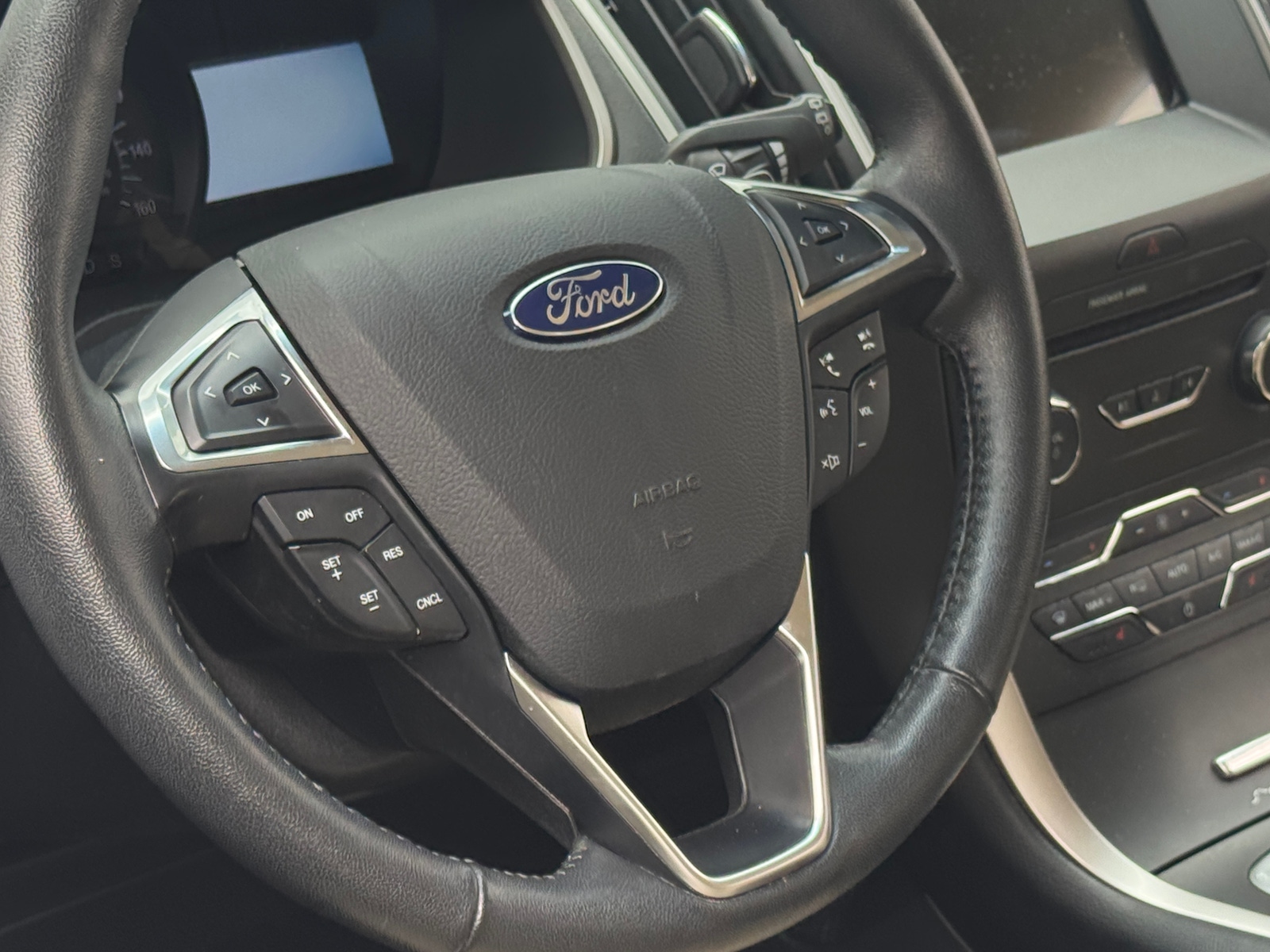 Thumbnail: 2017 Ford Edge - 5