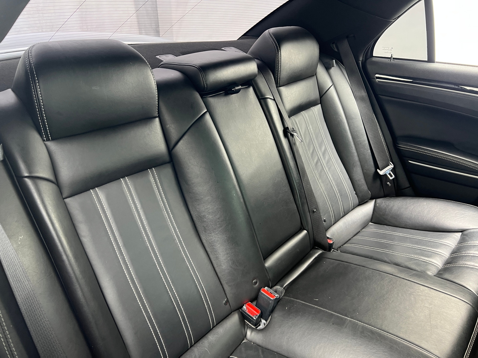 Thumbnail: 2021 Chrysler 300 - 5