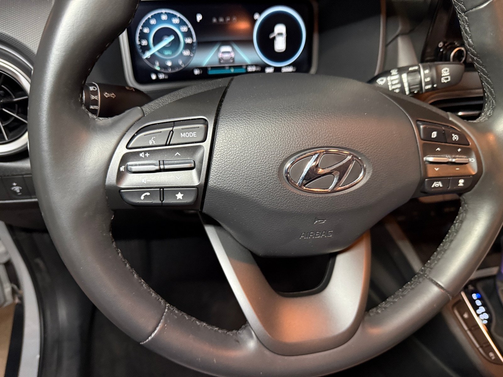 Thumbnail: 2023 Hyundai Kona - 4