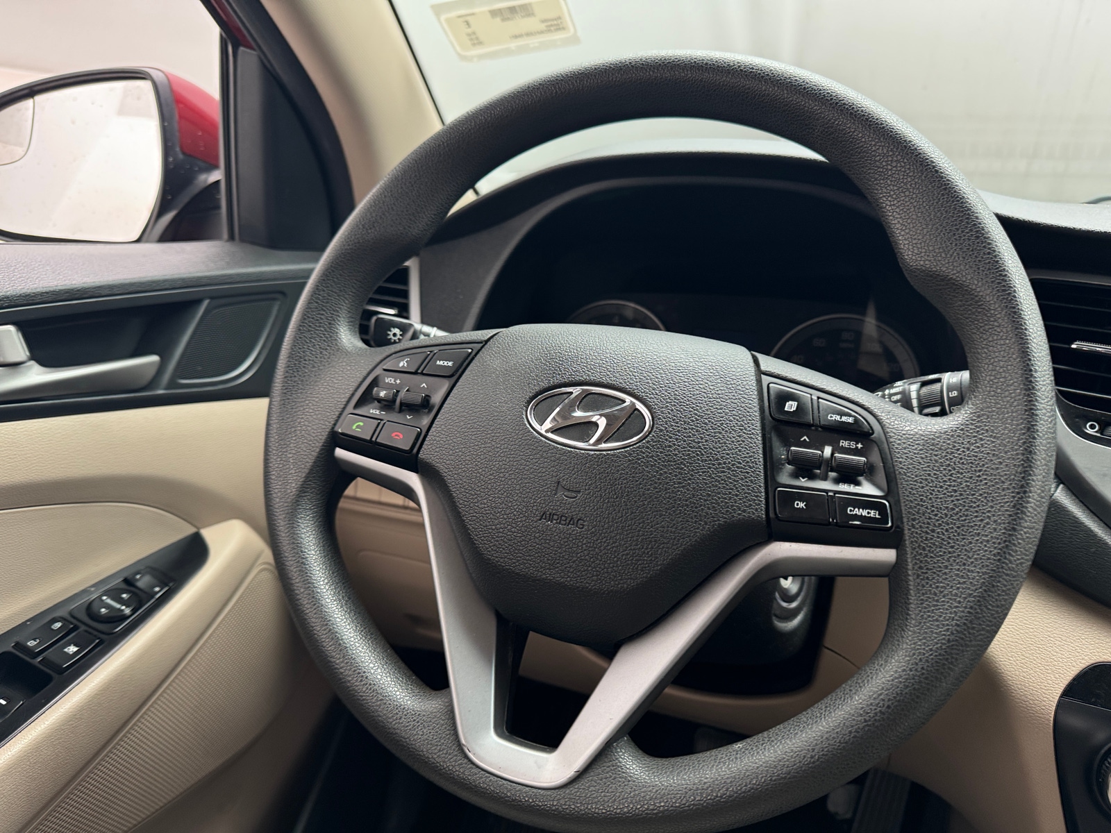 Thumbnail: 2018 Hyundai Tucson - 5